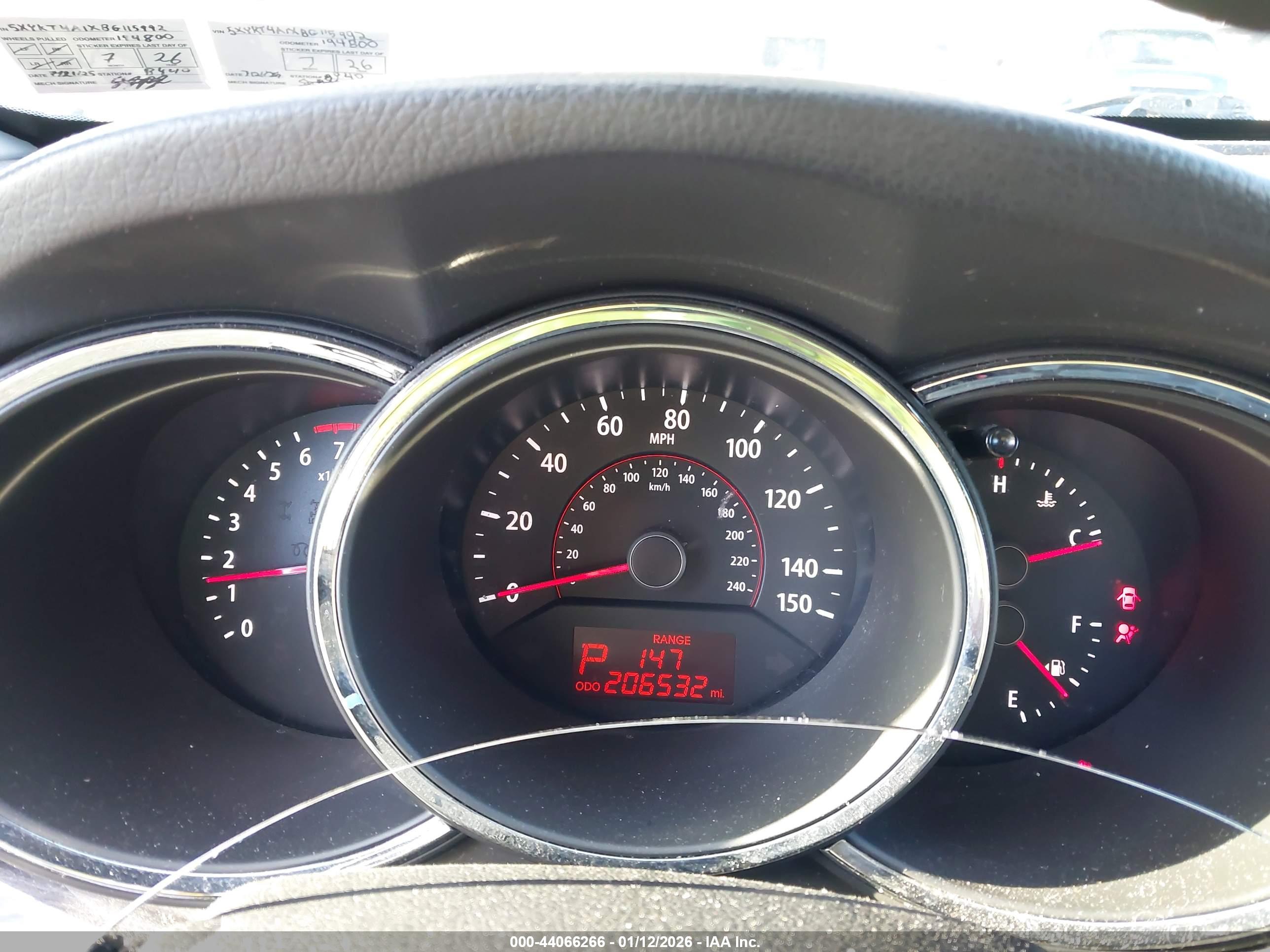 KIA SORENTO image 7