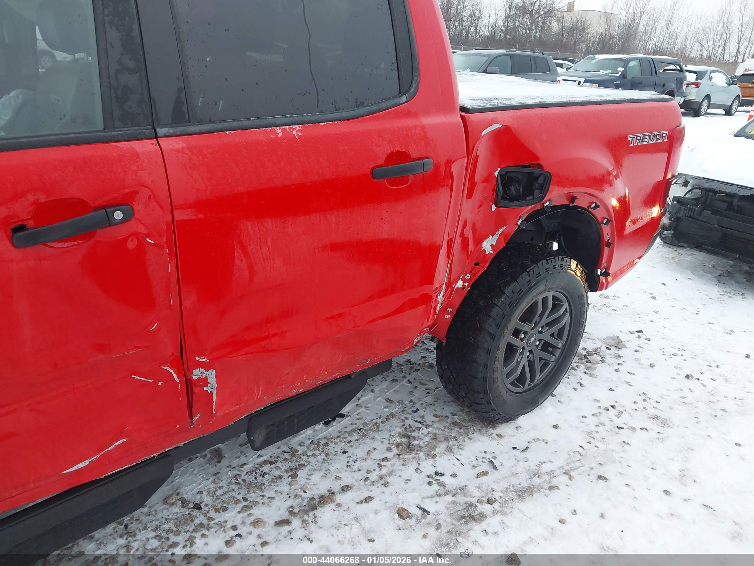 FORD RANGER image 6