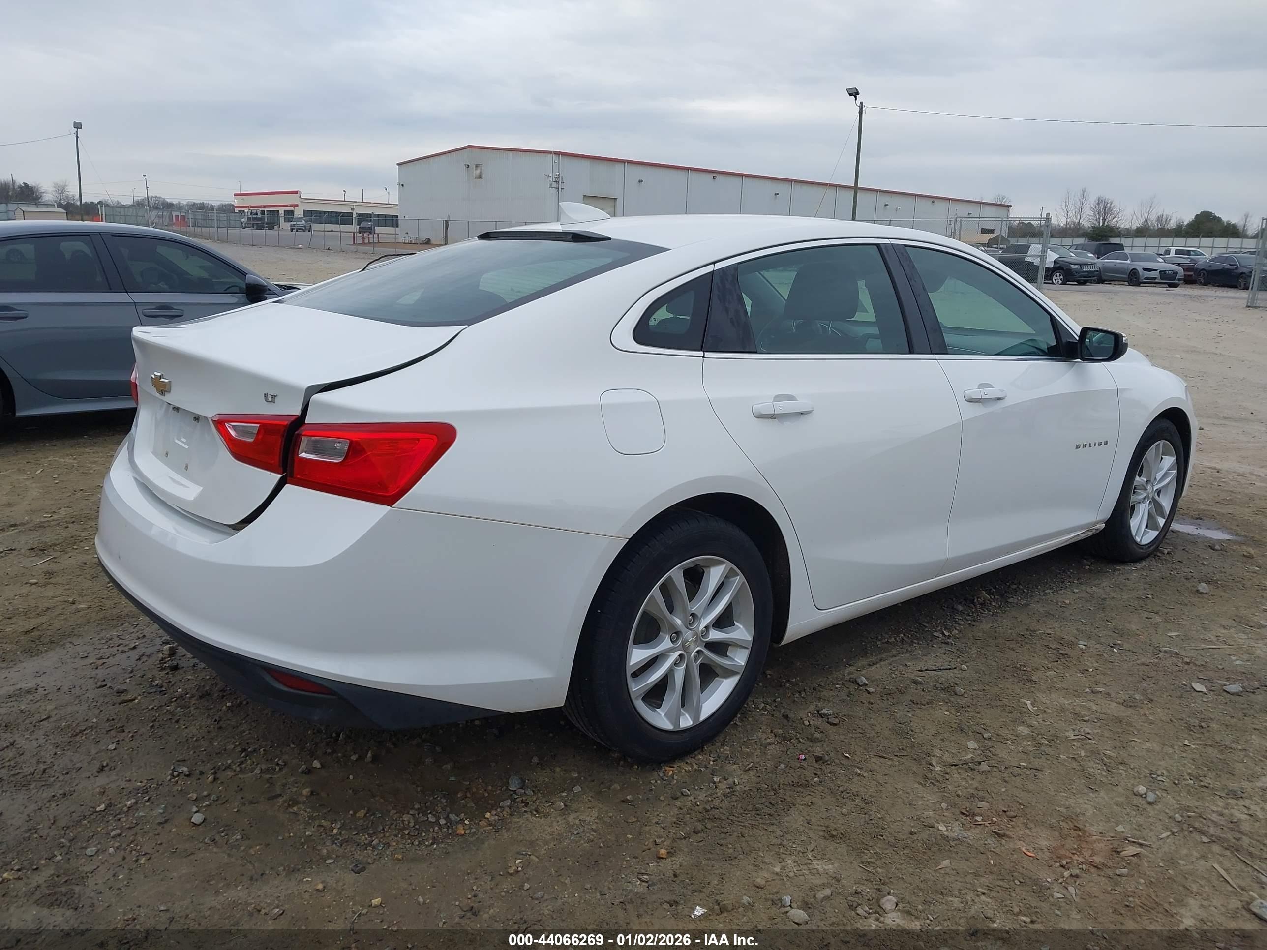 CHEVROLET MALIBU image 4