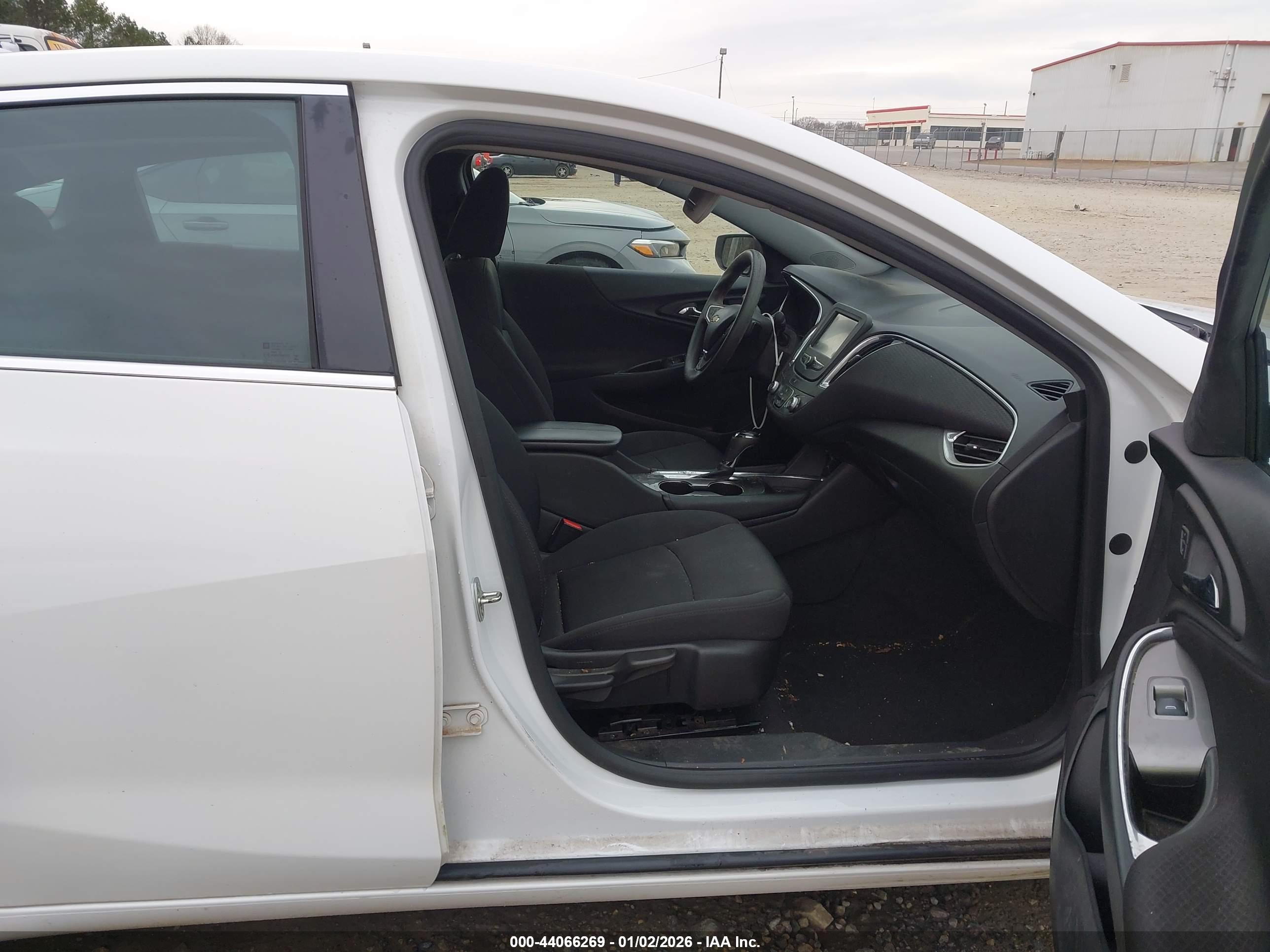 CHEVROLET MALIBU image 5