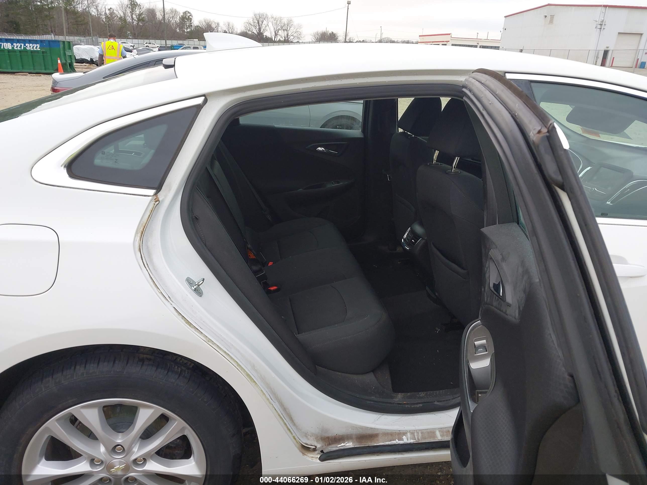 CHEVROLET MALIBU image 8