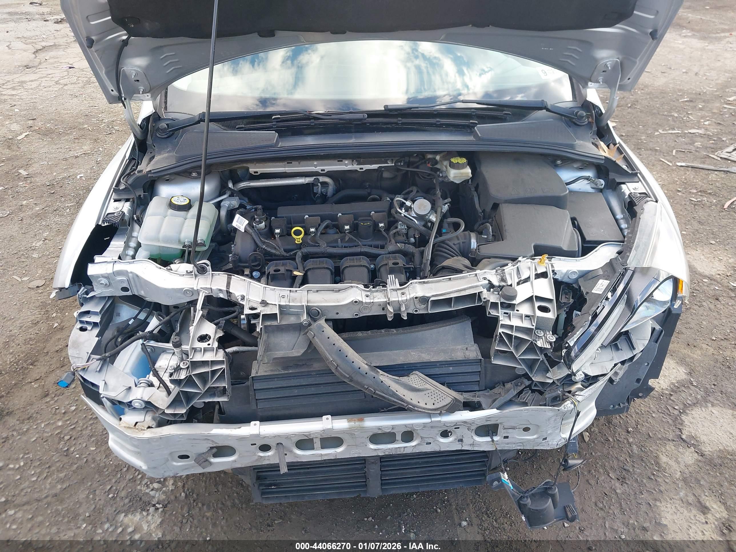 FORD FOCUS image 10