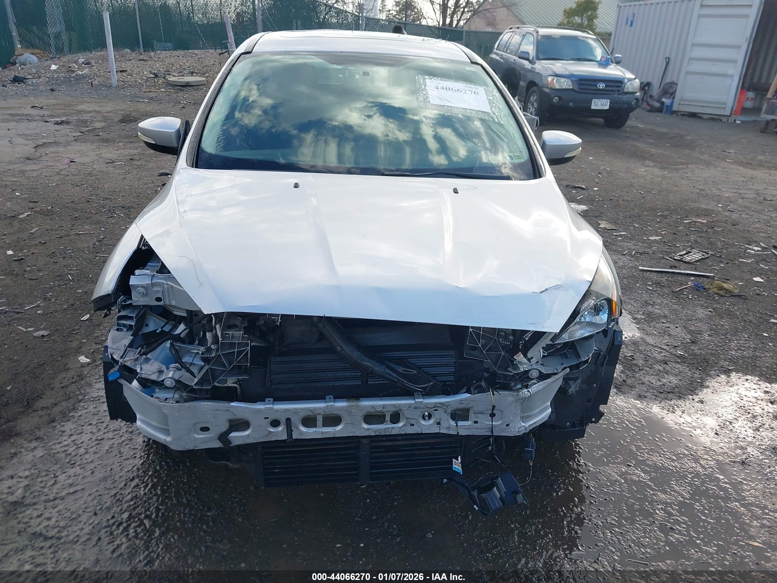 FORD FOCUS image 6