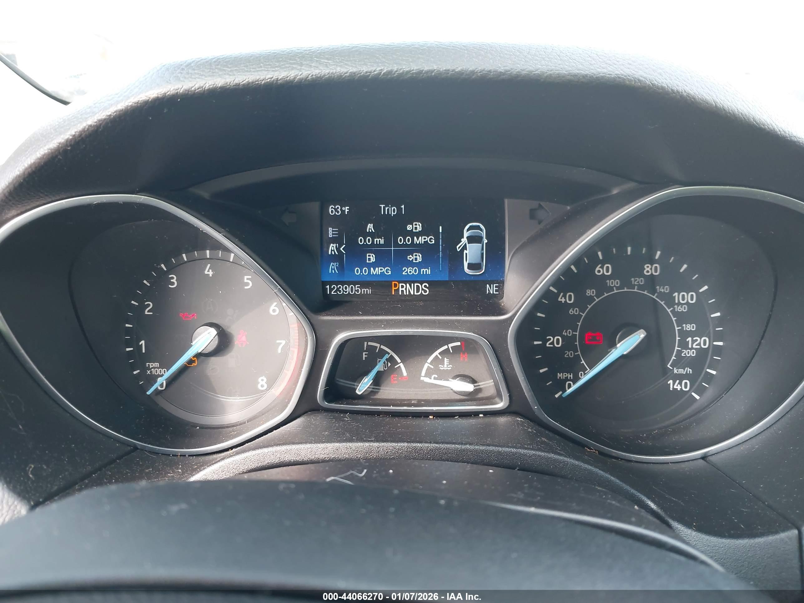 FORD FOCUS image 7