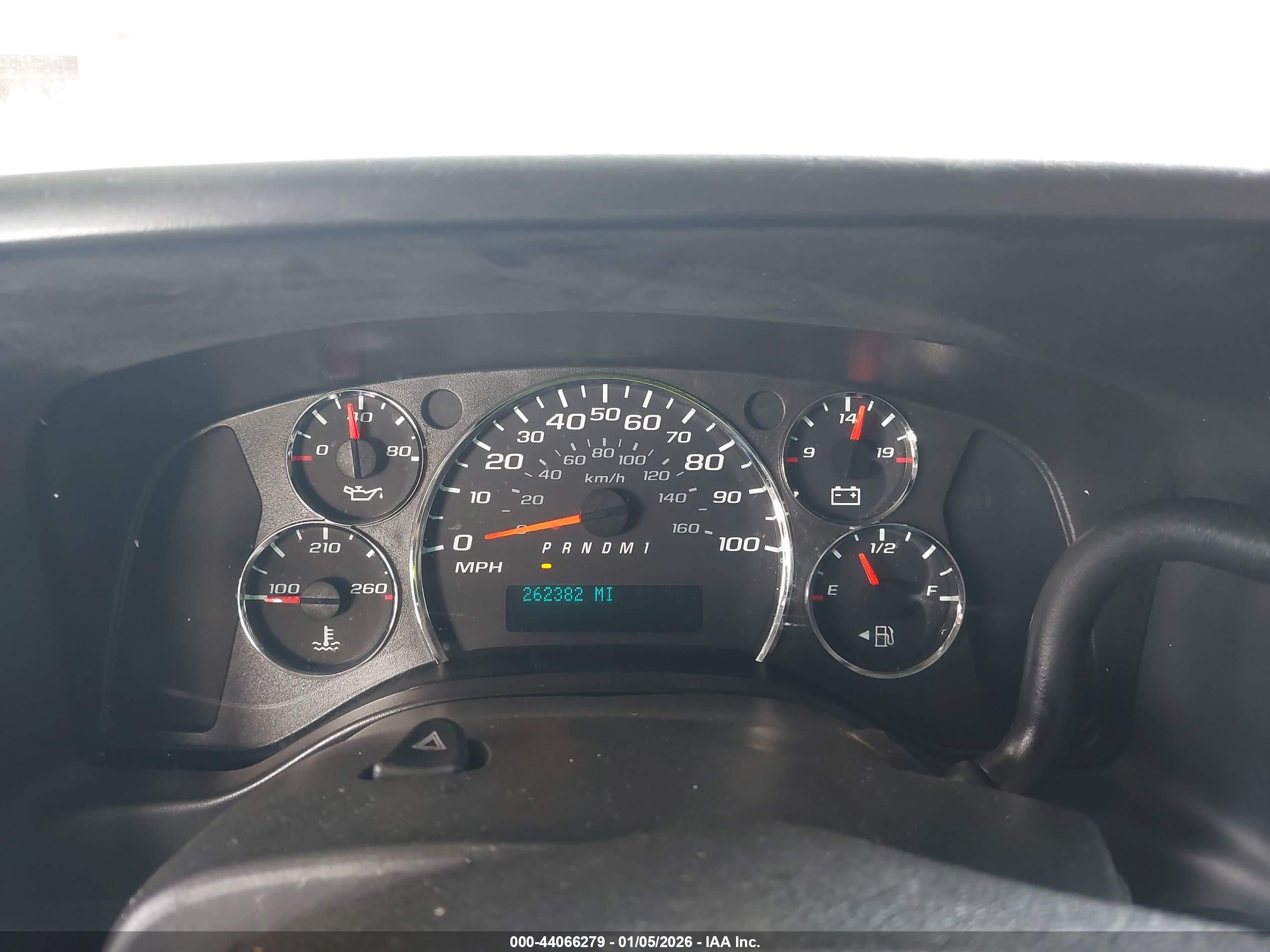 GMC SAVANA image 7