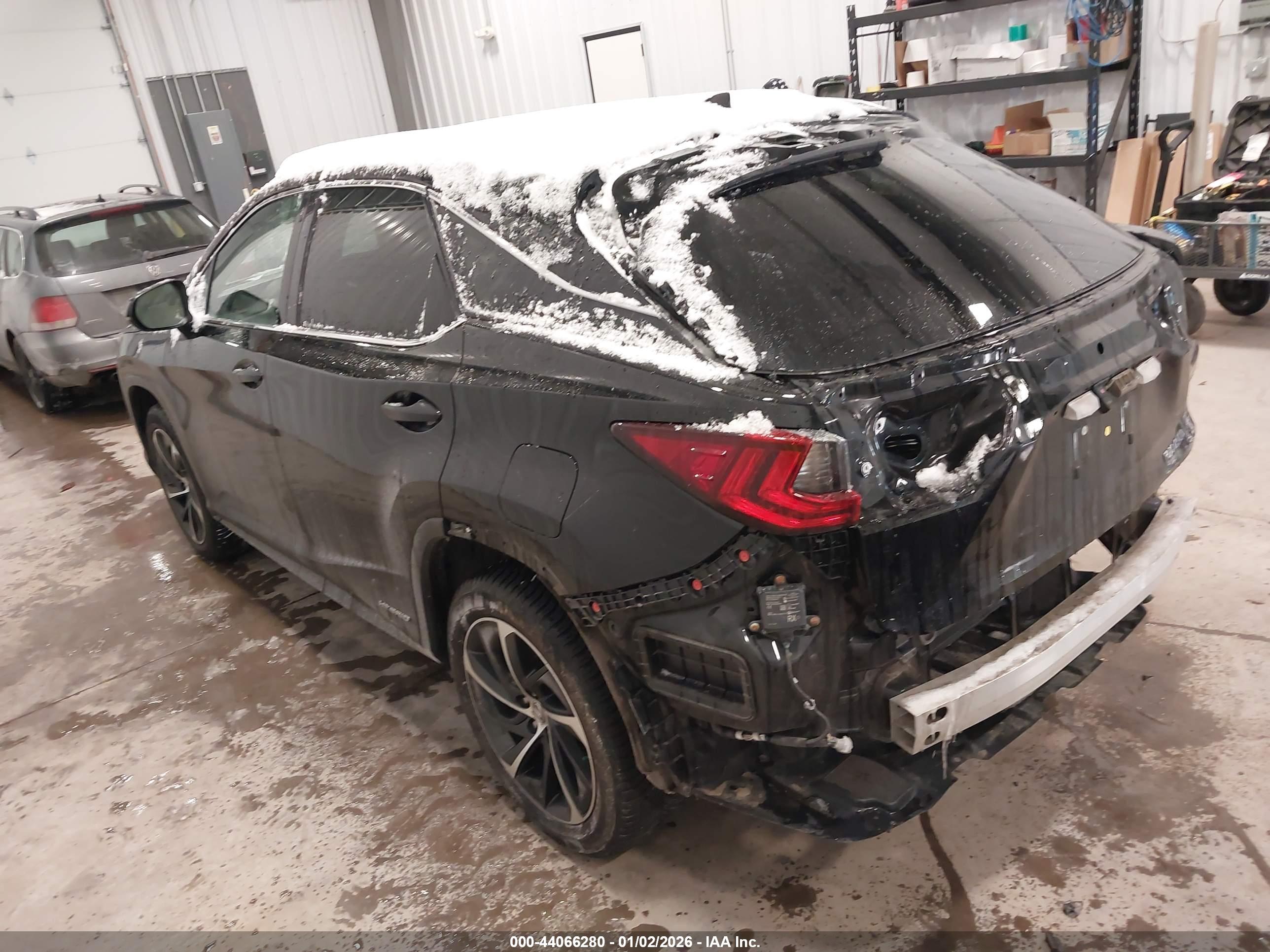 LEXUS RX image 3