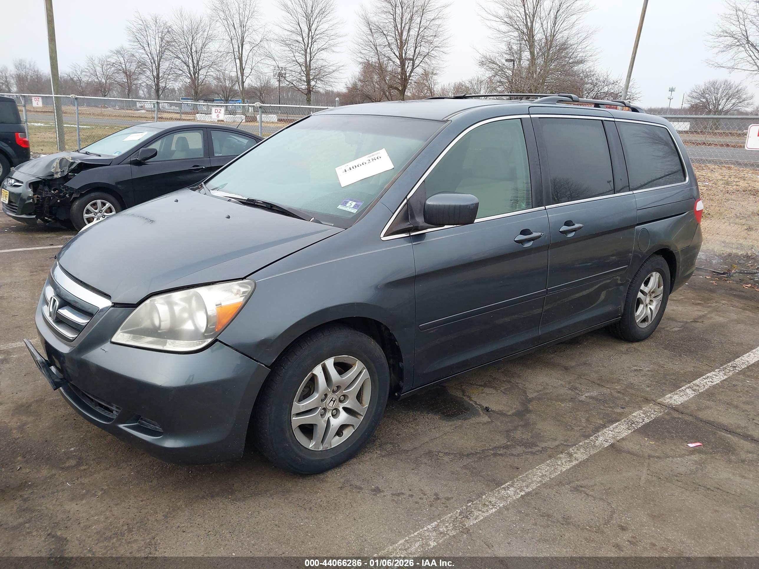 HONDA ODYSSEY image 2
