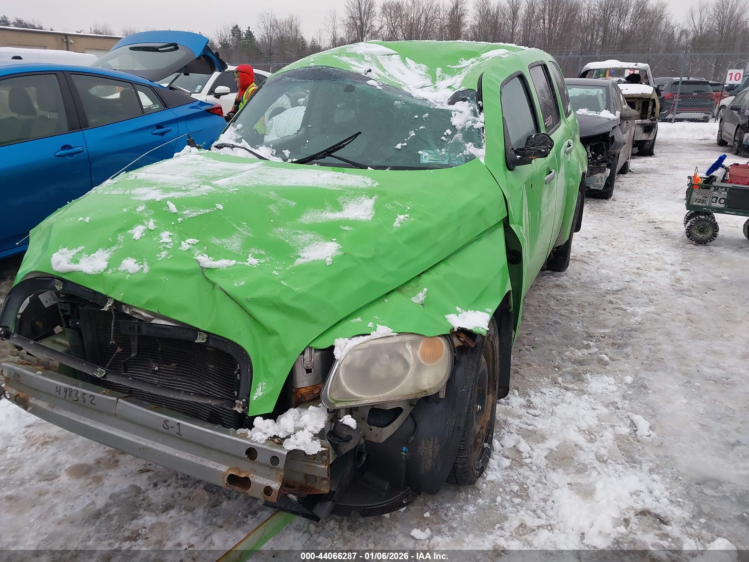 CHEVROLET HHR image 6