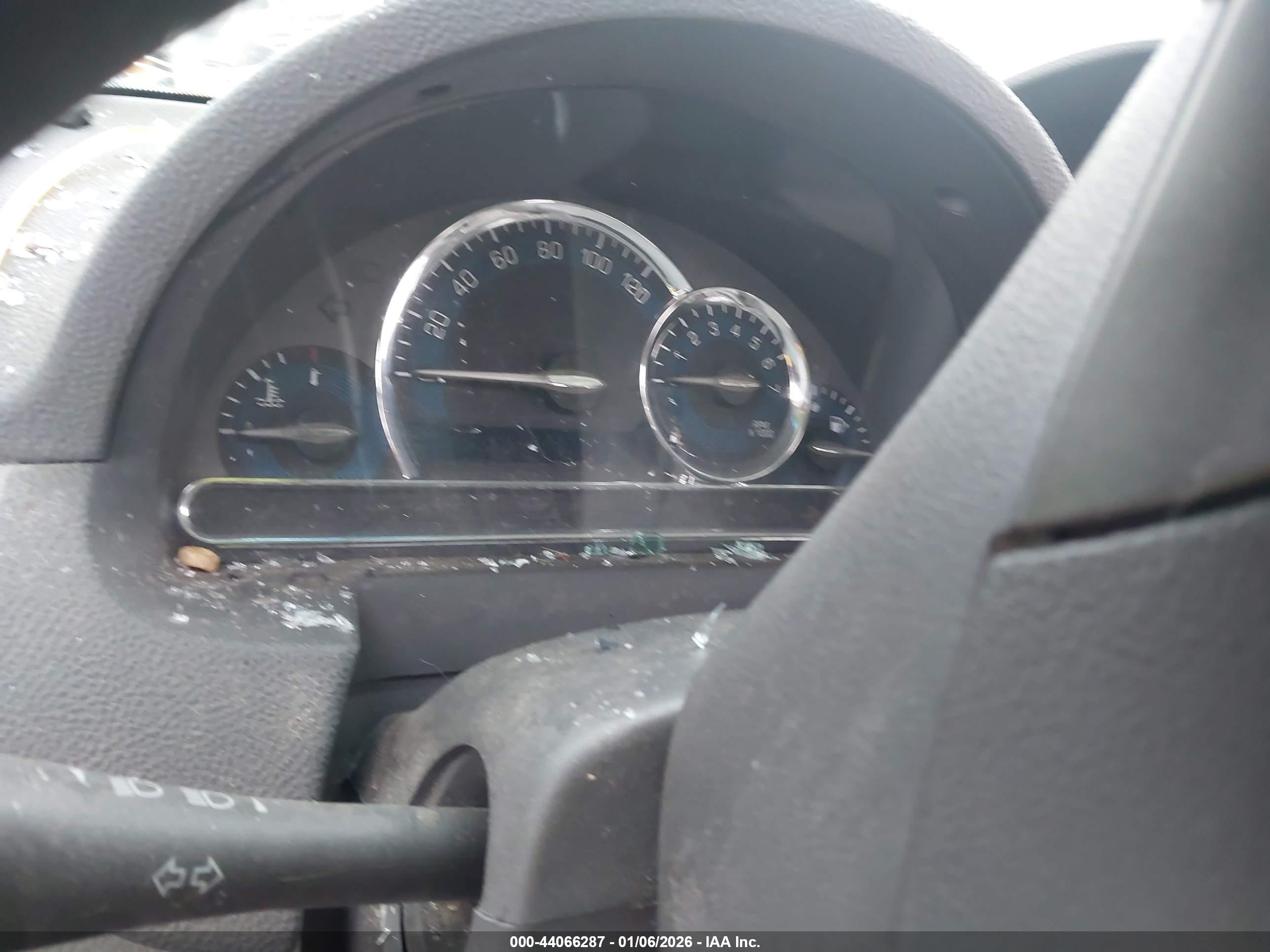 CHEVROLET HHR image 7