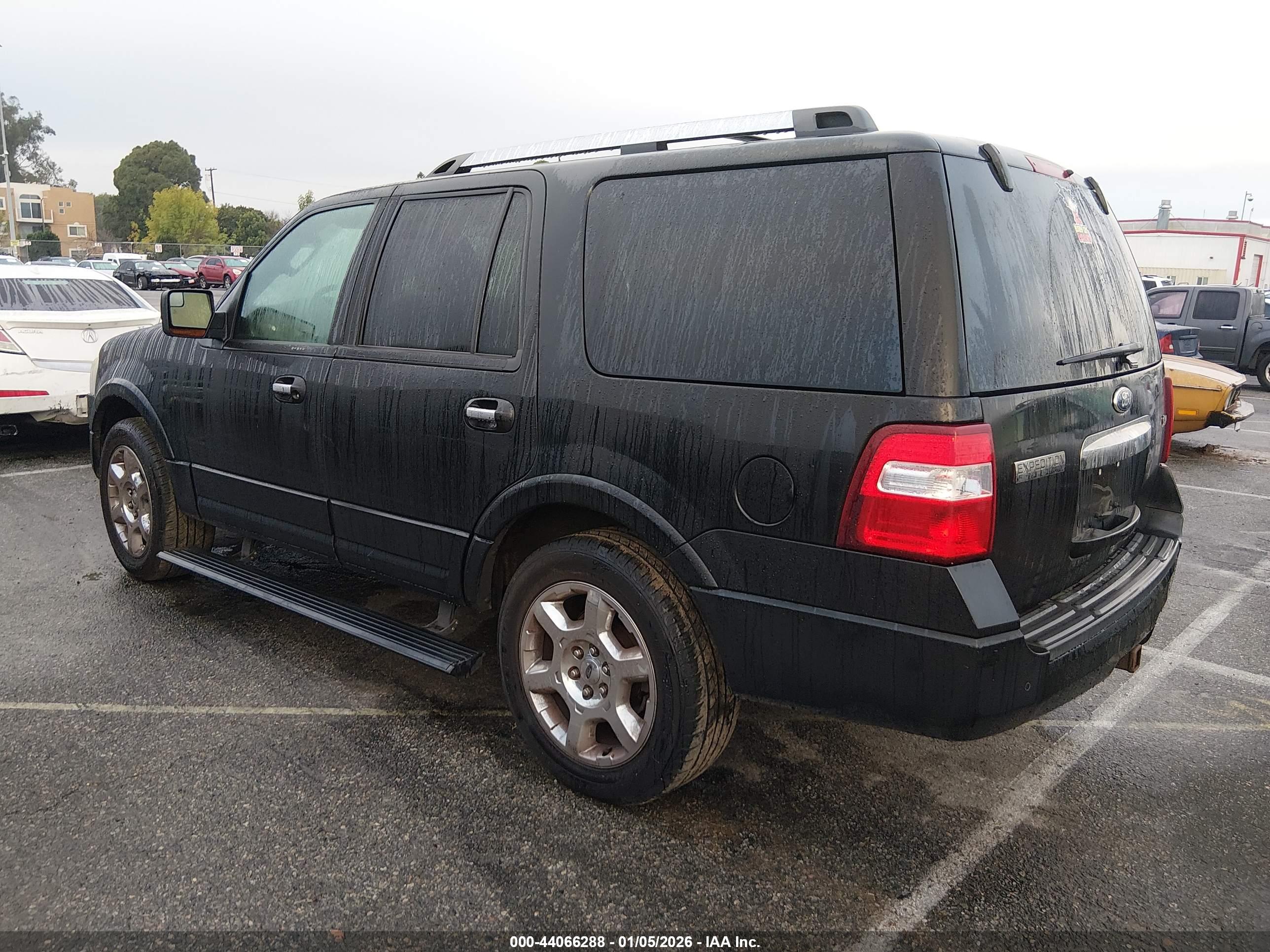 FORD EXPEDITION image 3