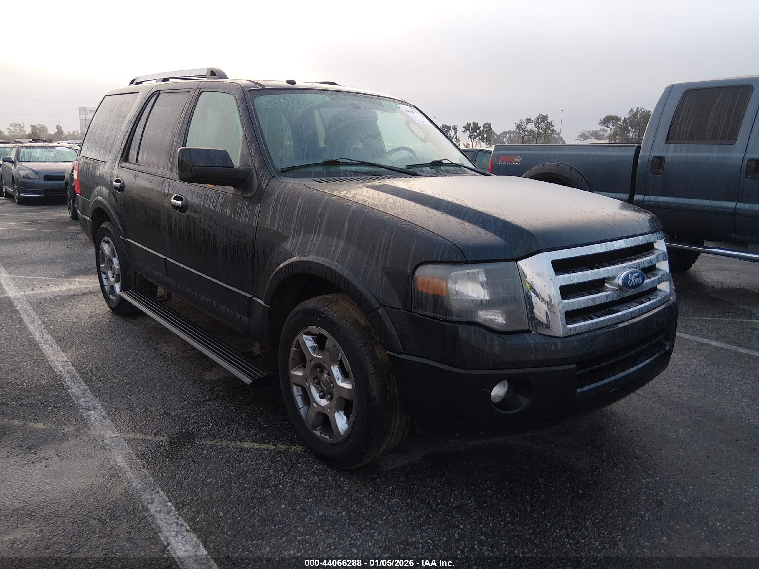 FORD EXPEDITION image 6