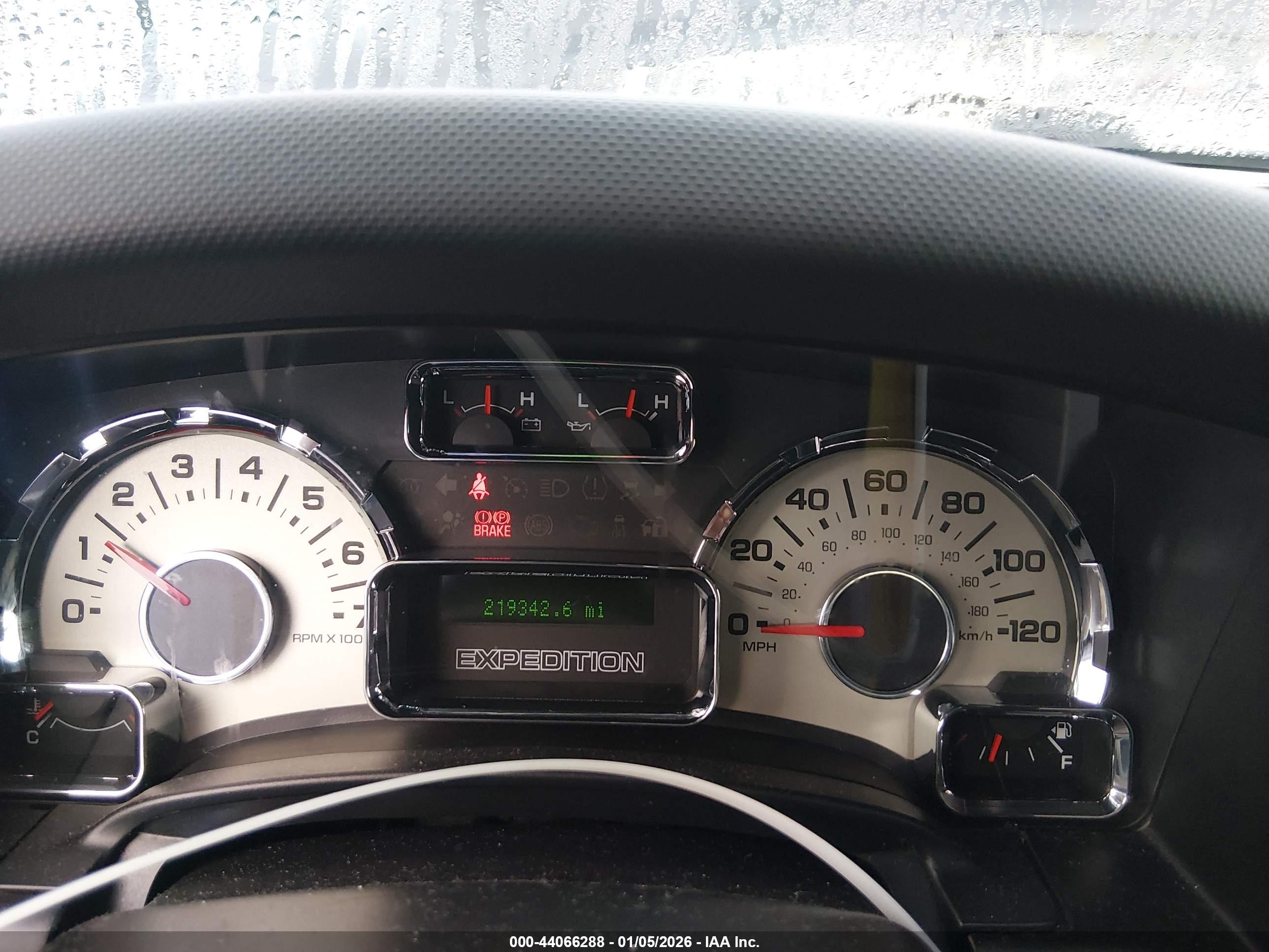 FORD EXPEDITION image 7