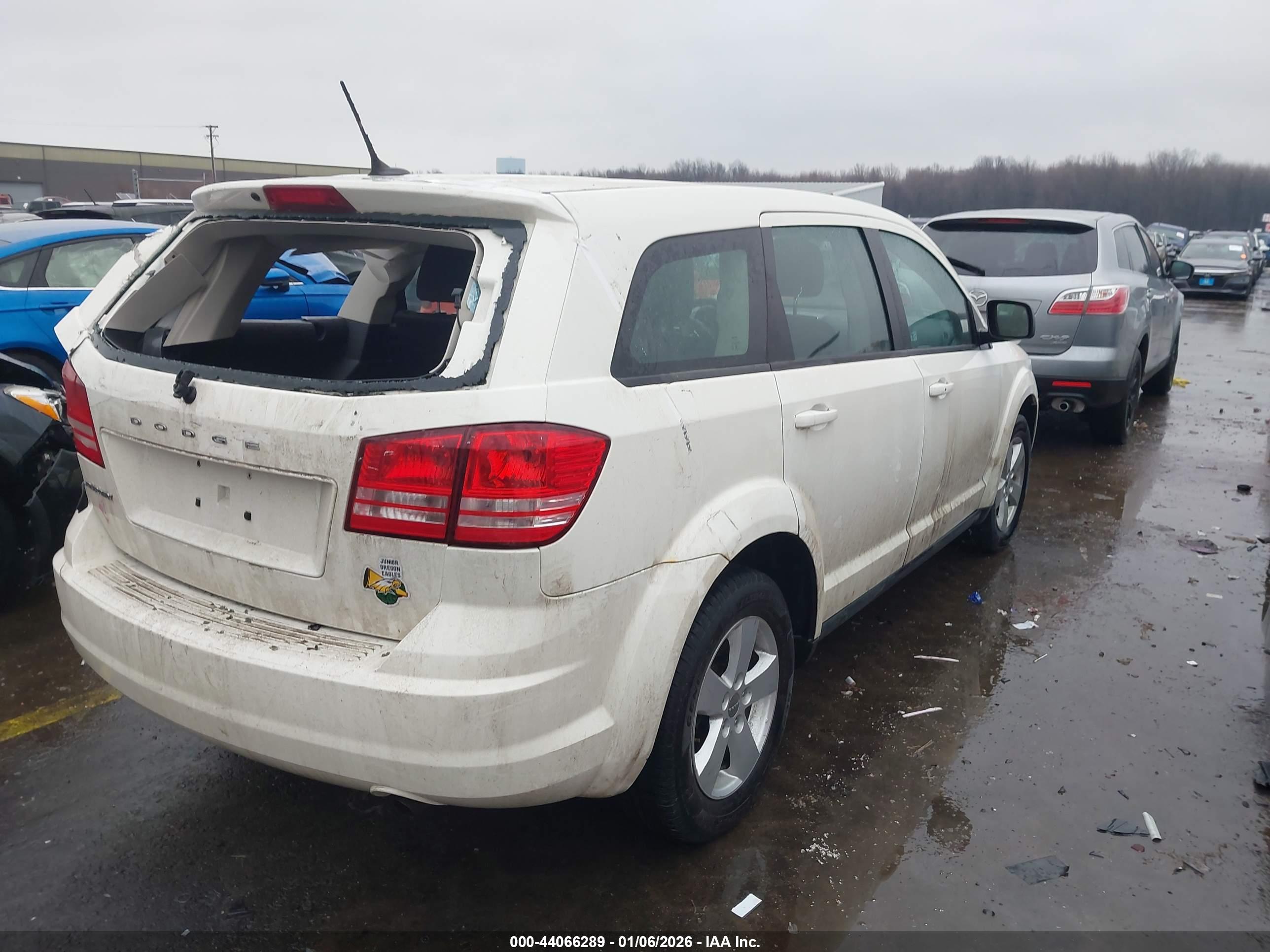 DODGE JOURNEY image 4
