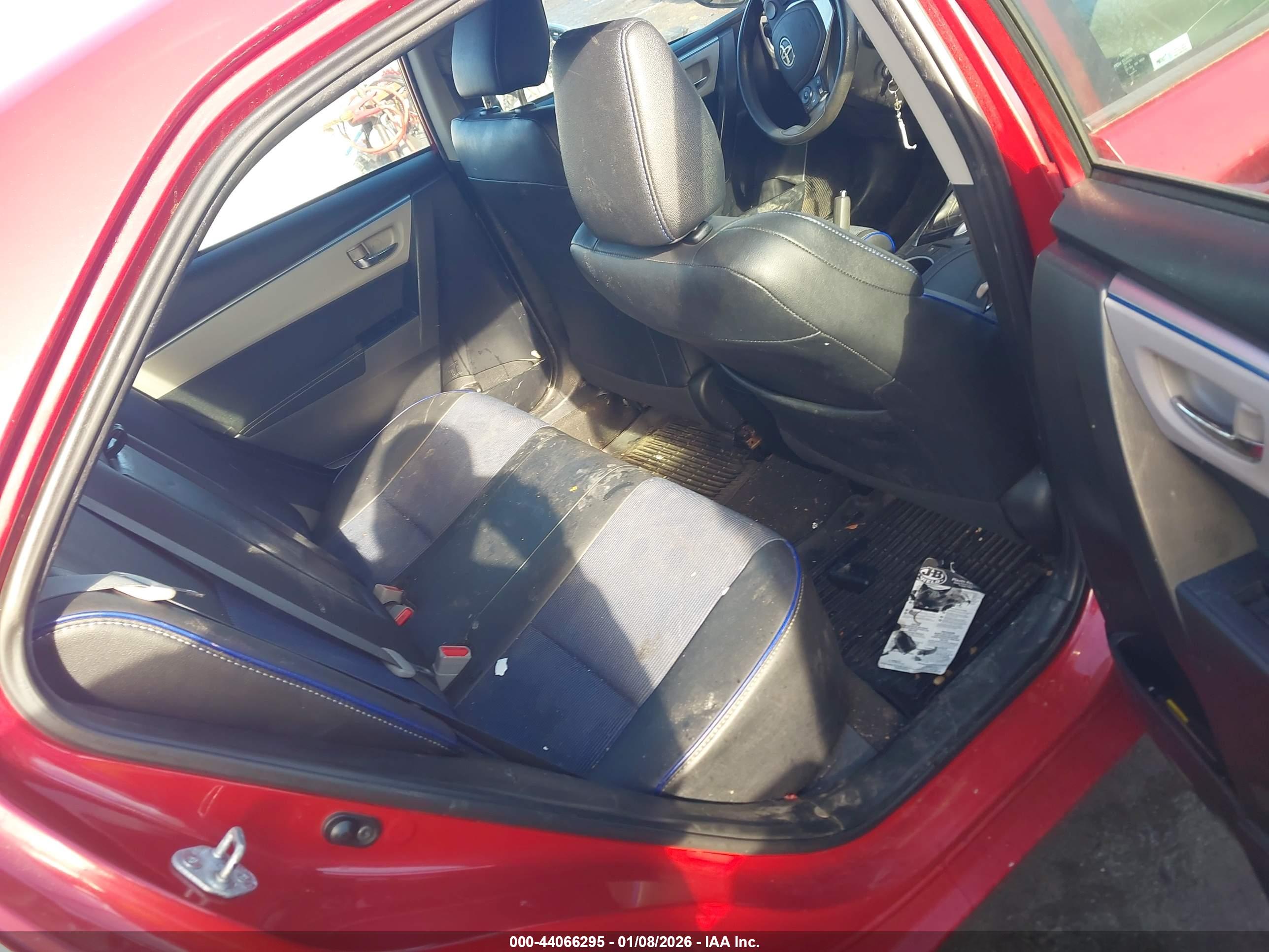 TOYOTA COROLLA image 8