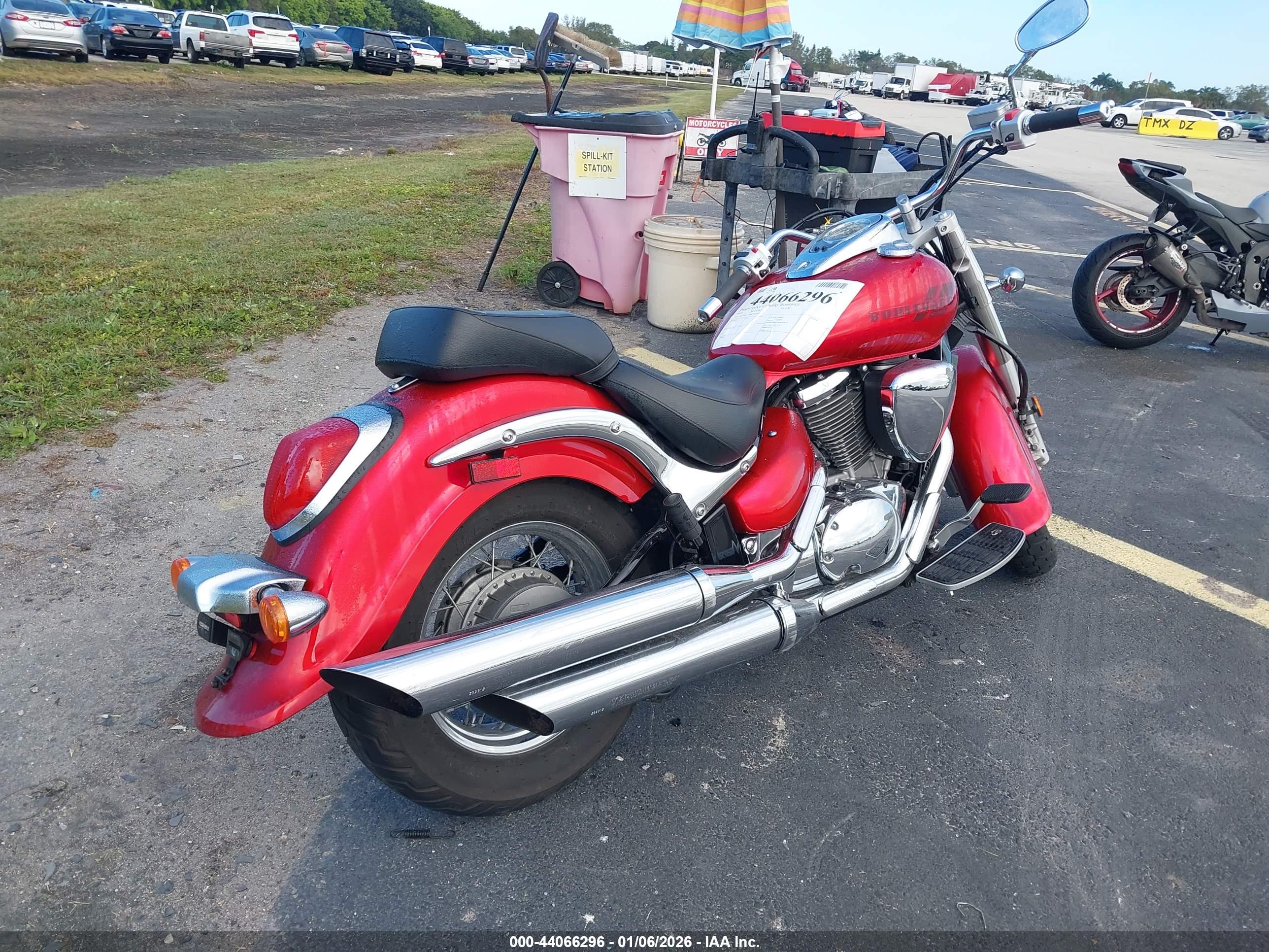 SUZUKI VL800 image 4
