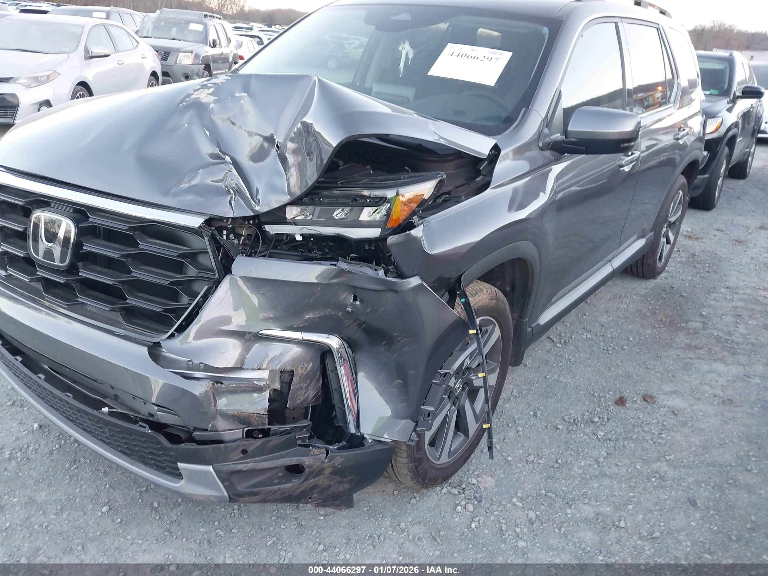 HONDA PILOT image 6