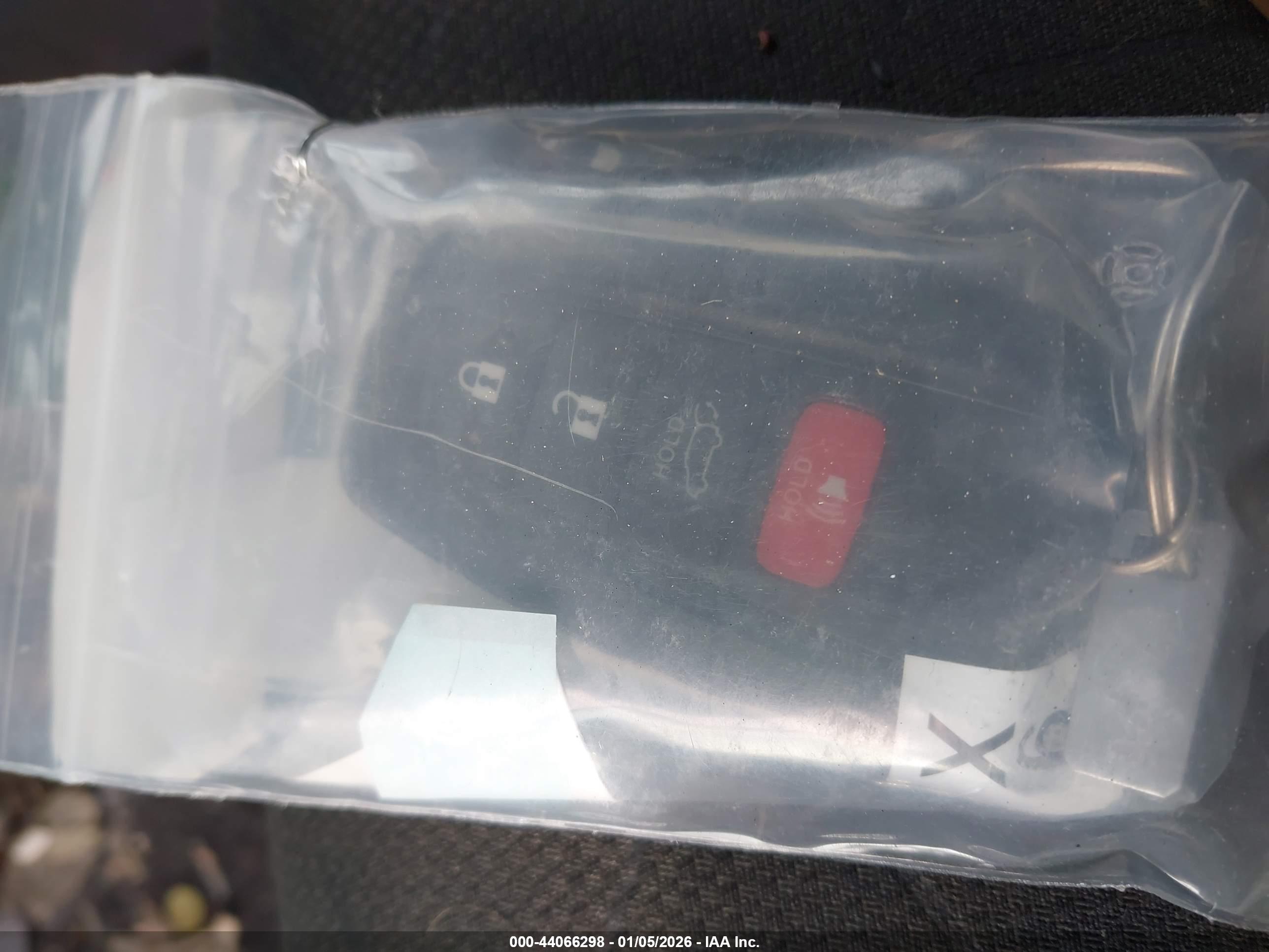 TOYOTA RAV4 image 11