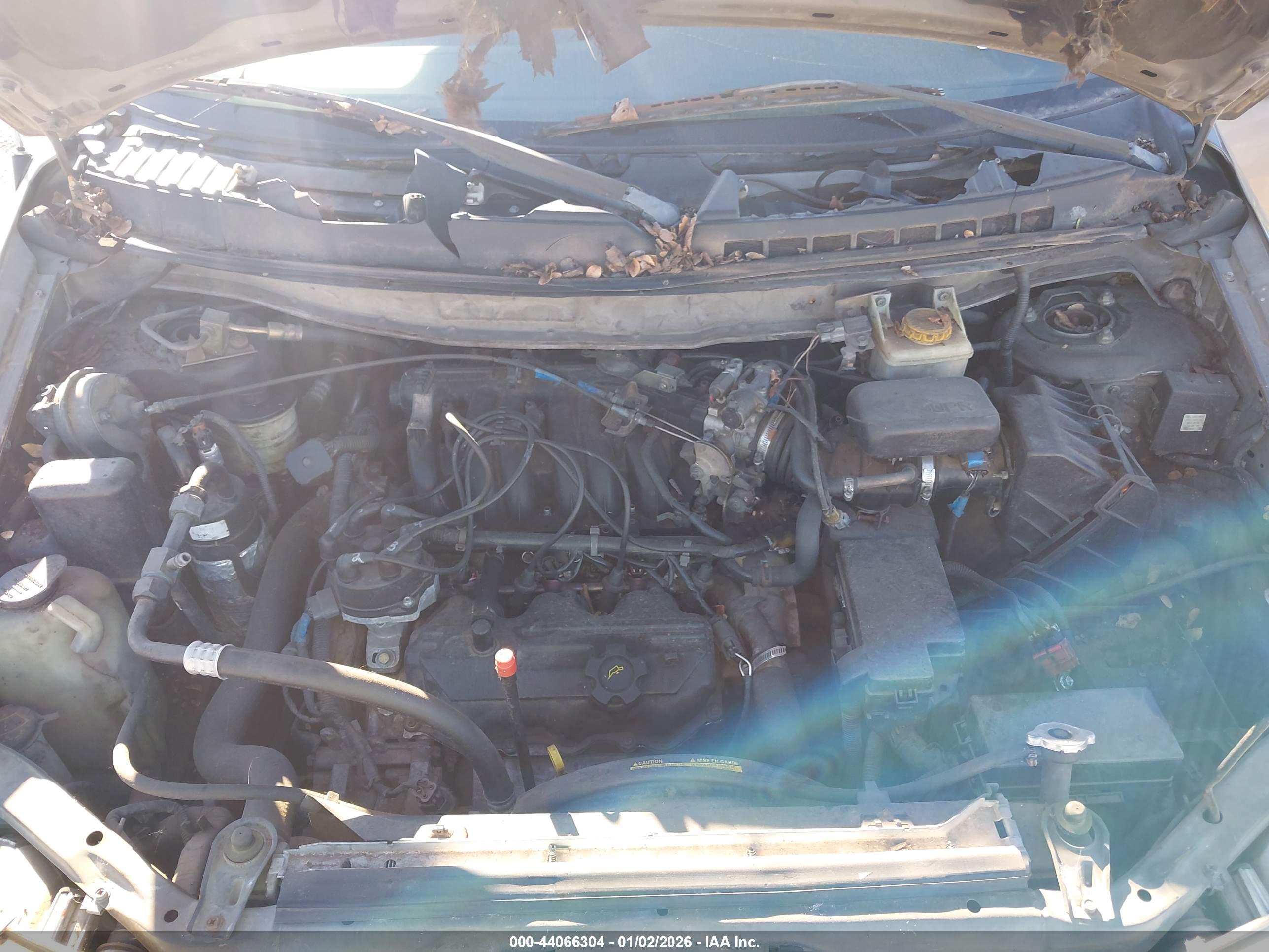 NISSAN QUEST image 10