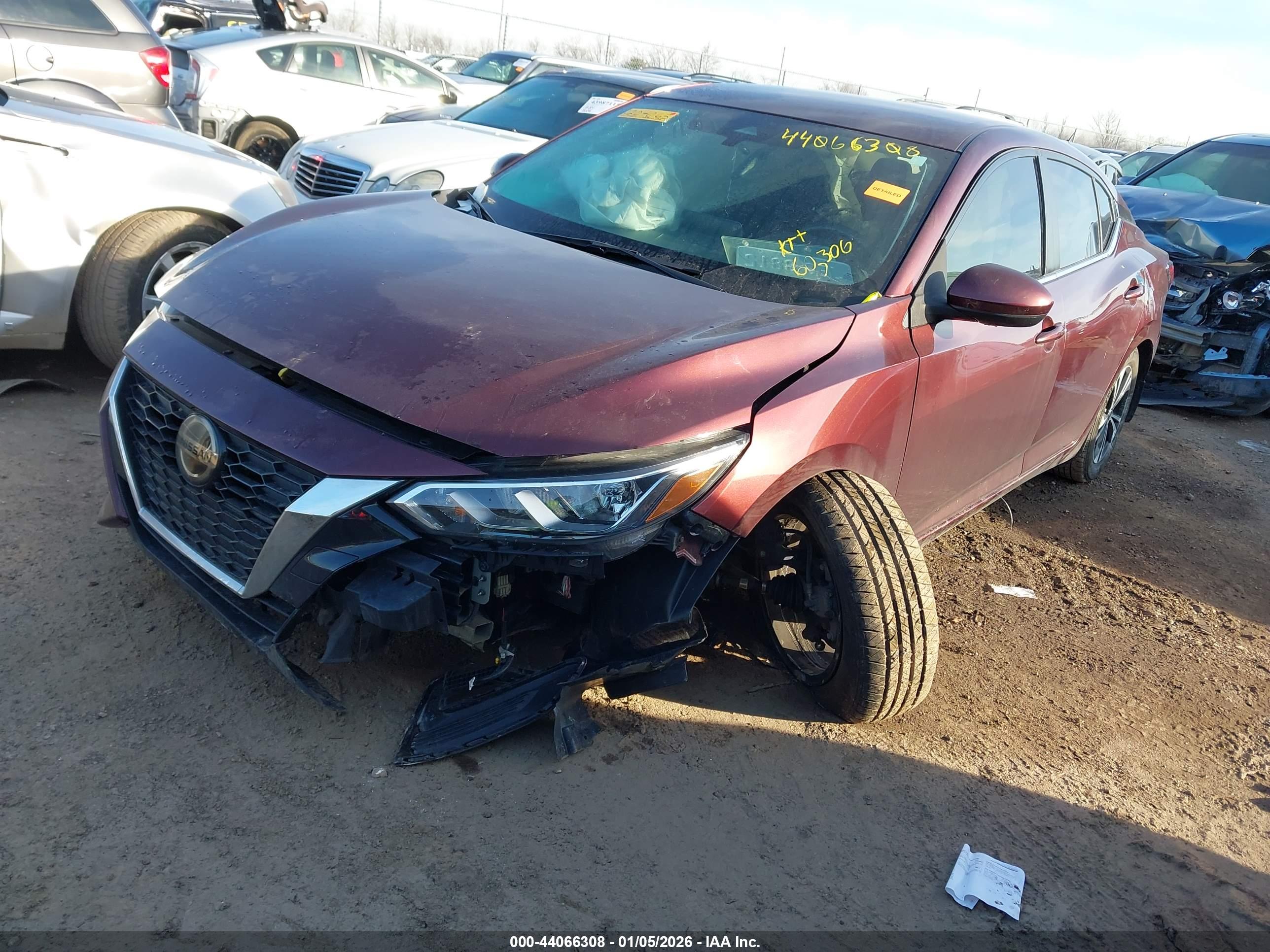 NISSAN SENTRA image 2