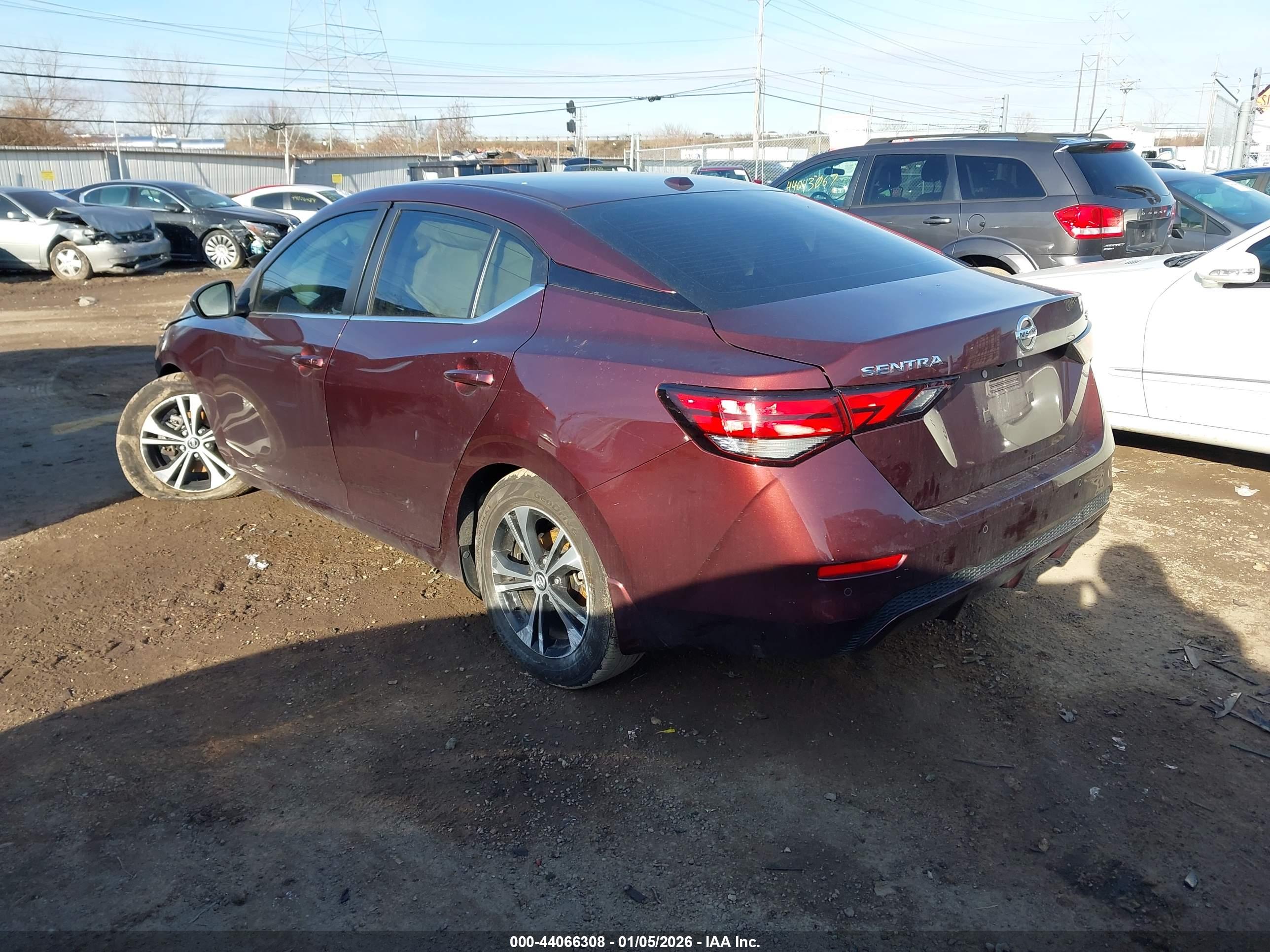NISSAN SENTRA image 3