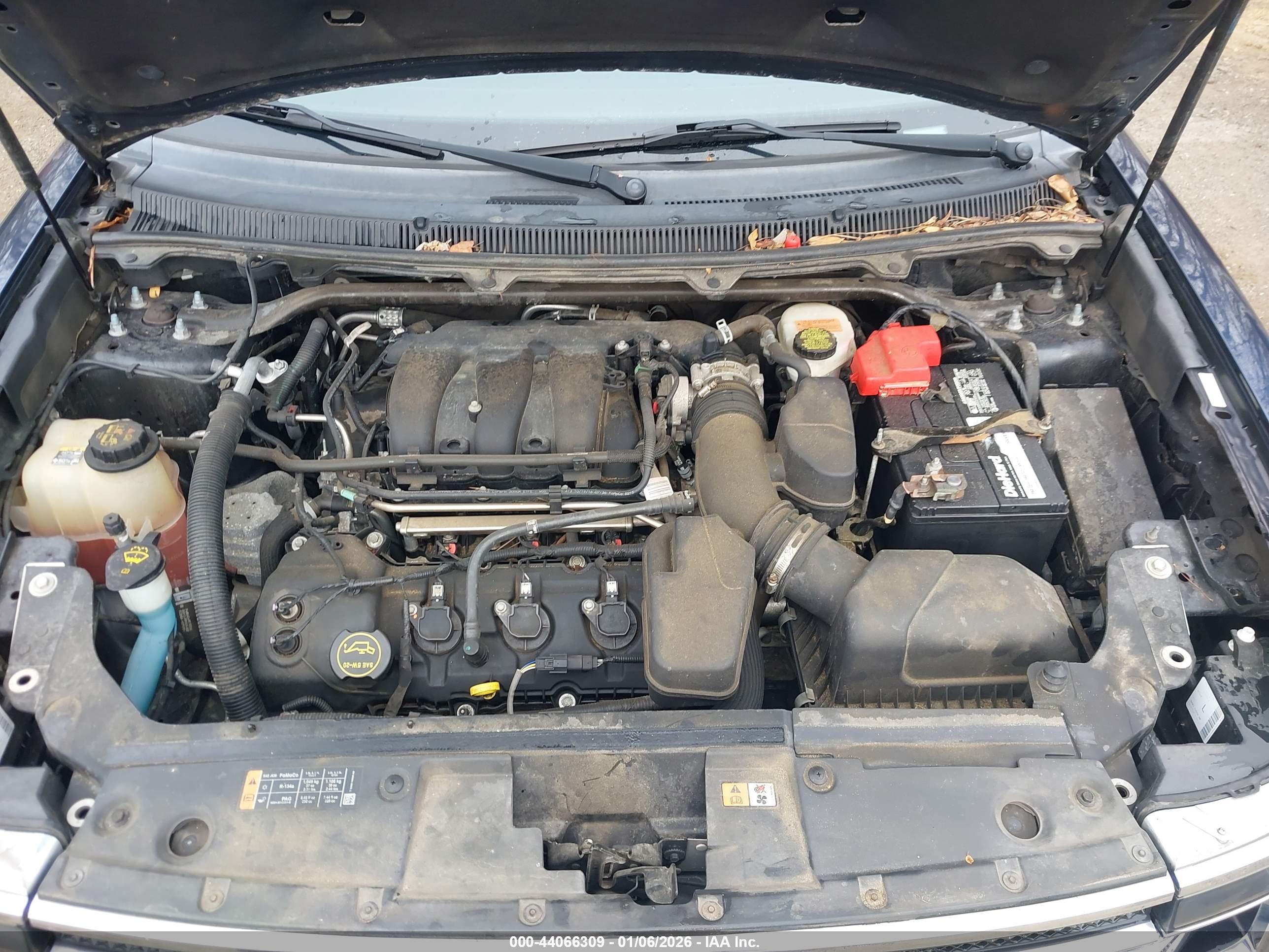 FORD FLEX image 10