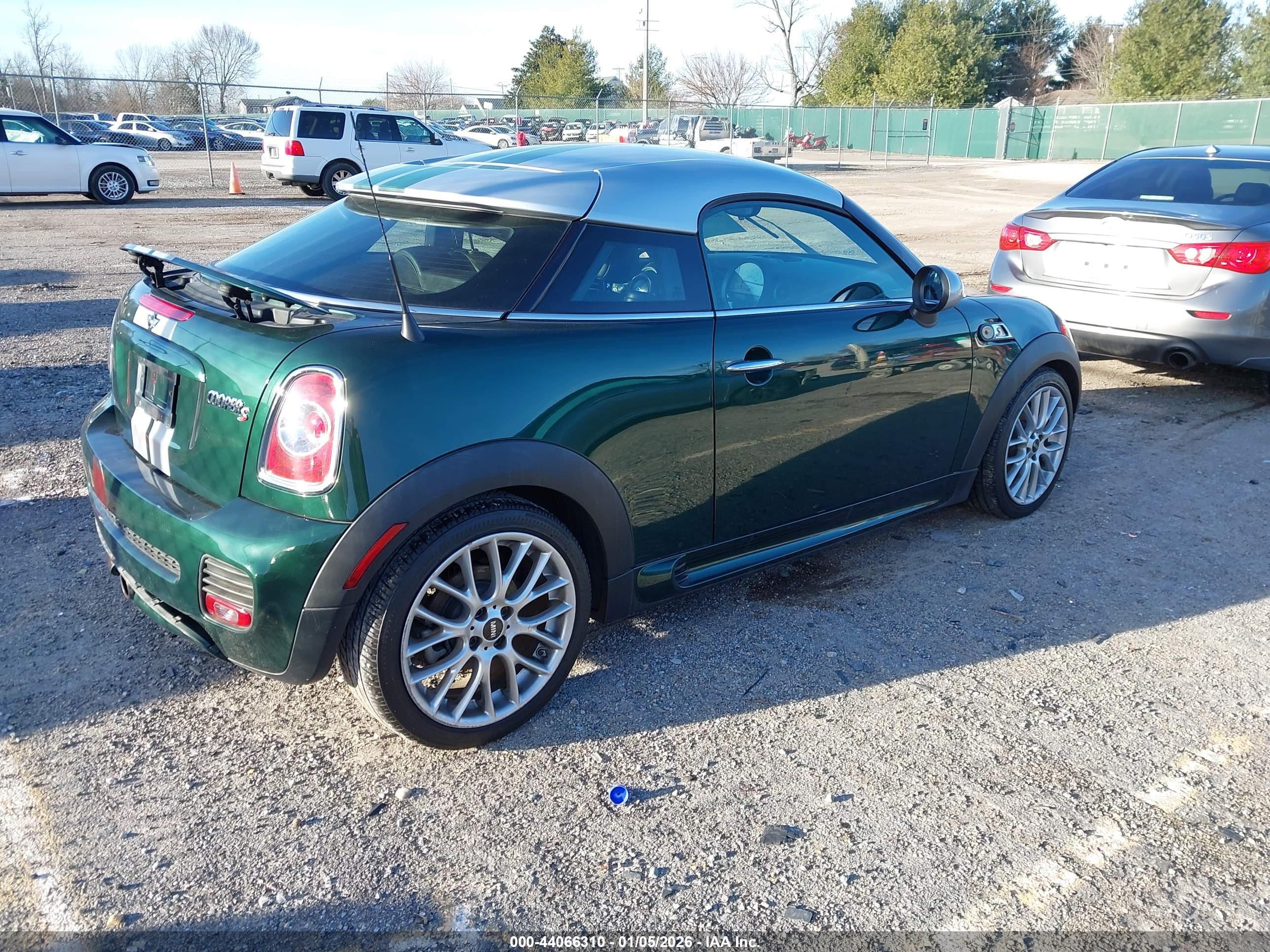 MINI COUPE image 4