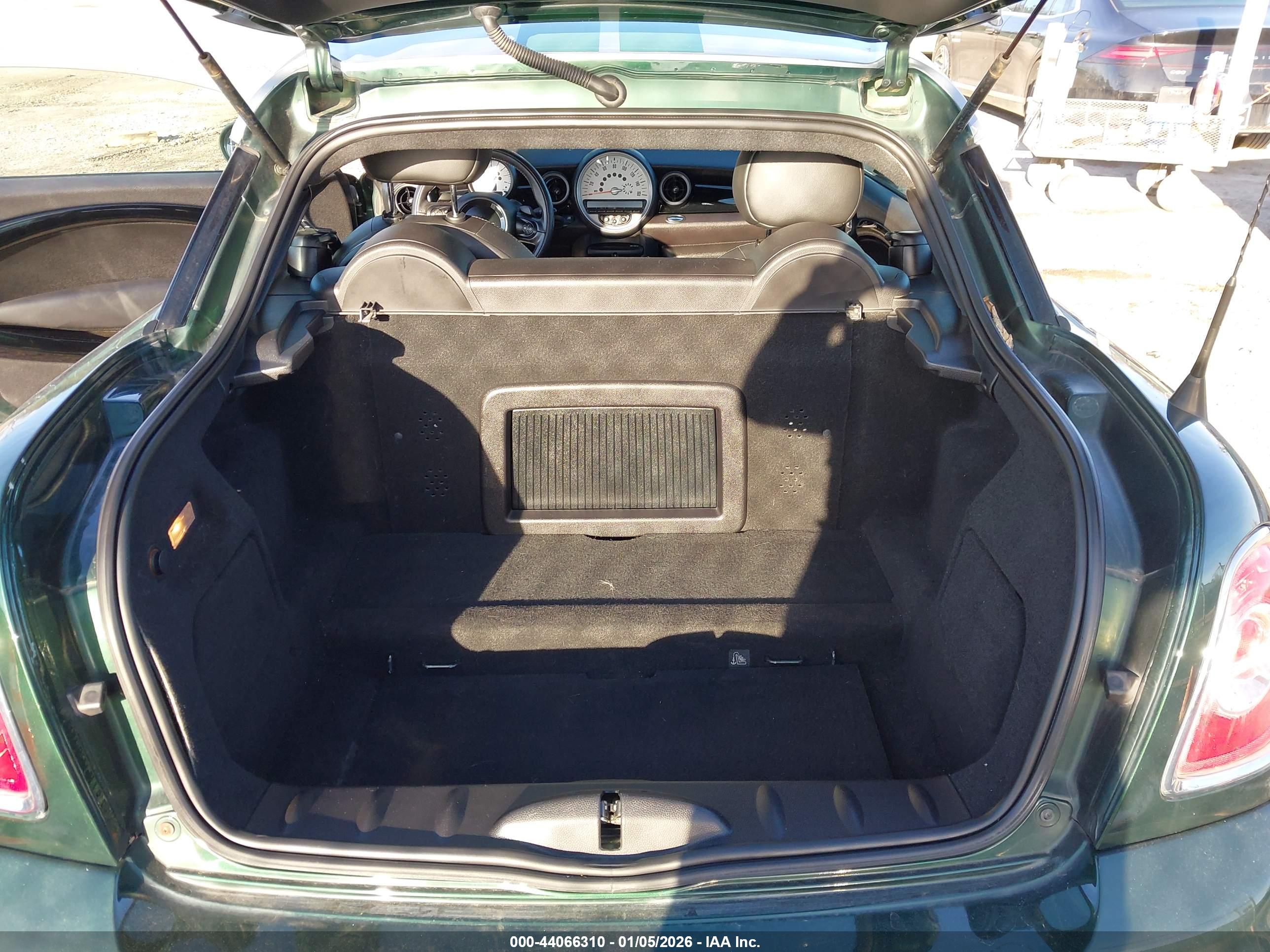 MINI COUPE image 8