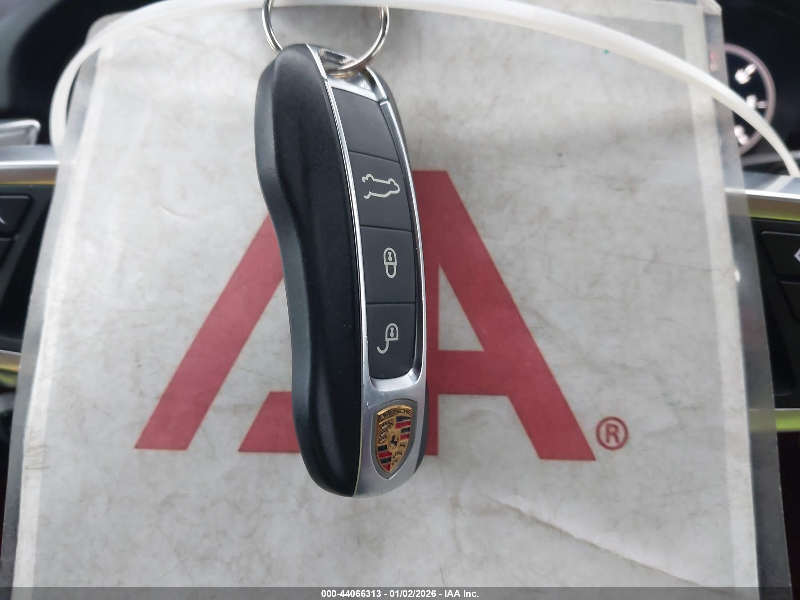 PORSCHE CAYENNE image 11