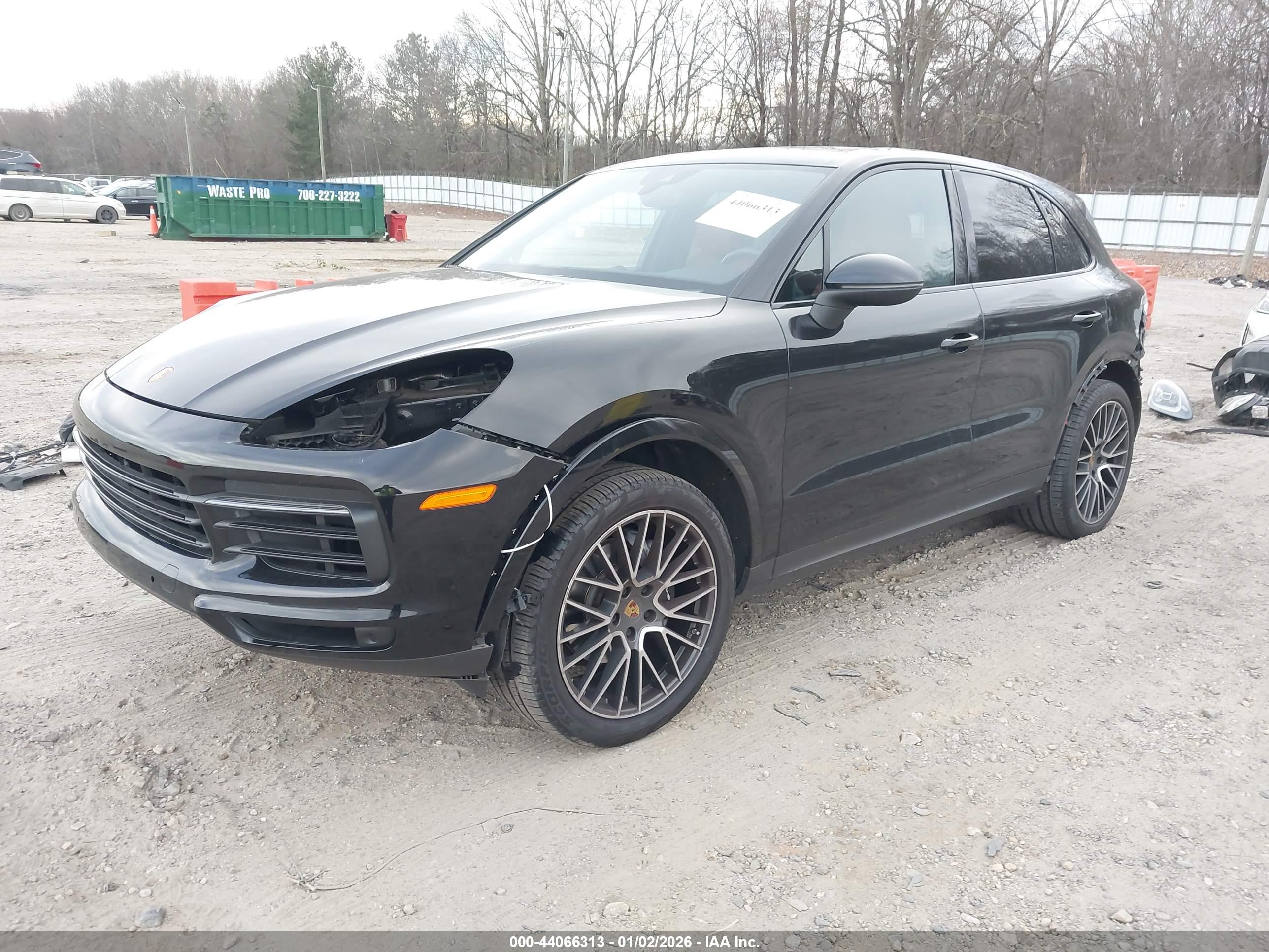 PORSCHE CAYENNE image 2