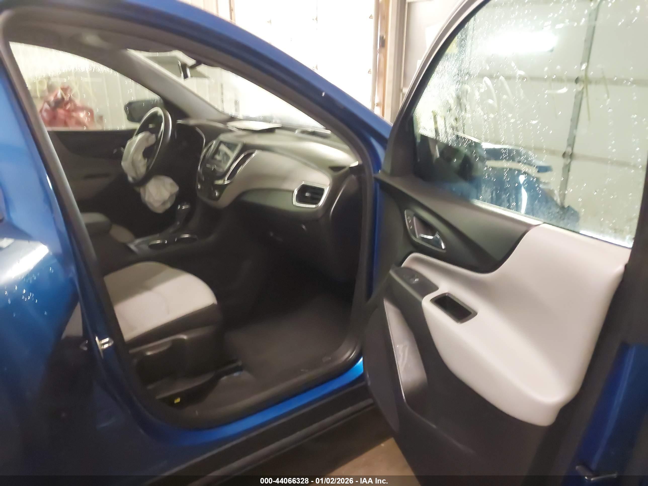 CHEVROLET EQUINOX image 5