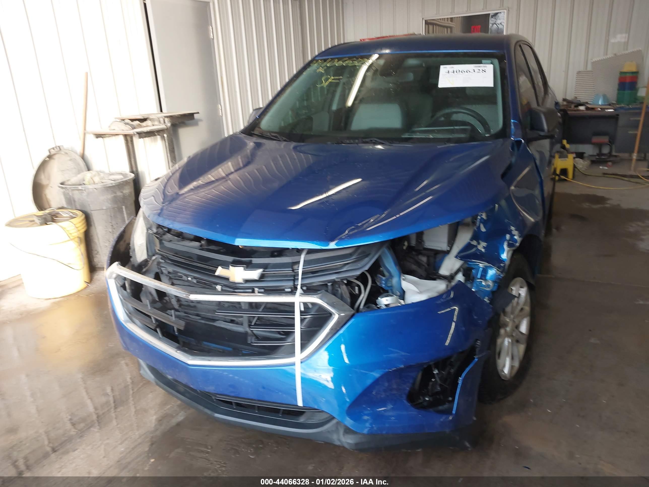 CHEVROLET EQUINOX image 6
