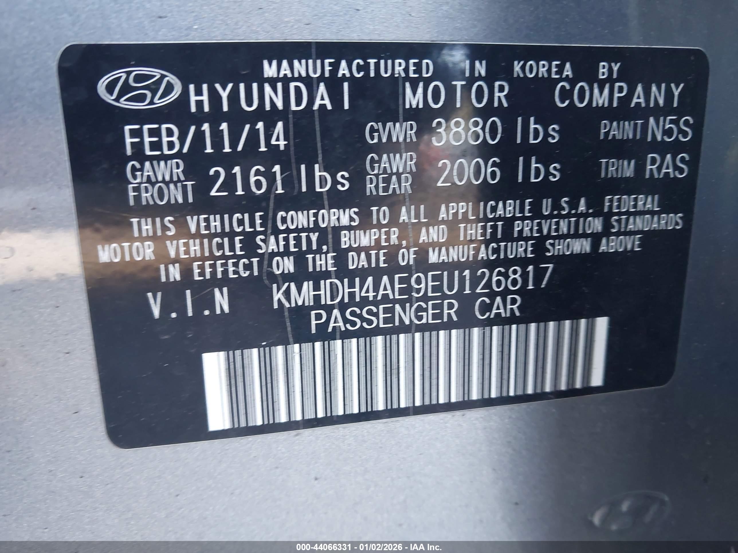 HYUNDAI ELANTRA image 9