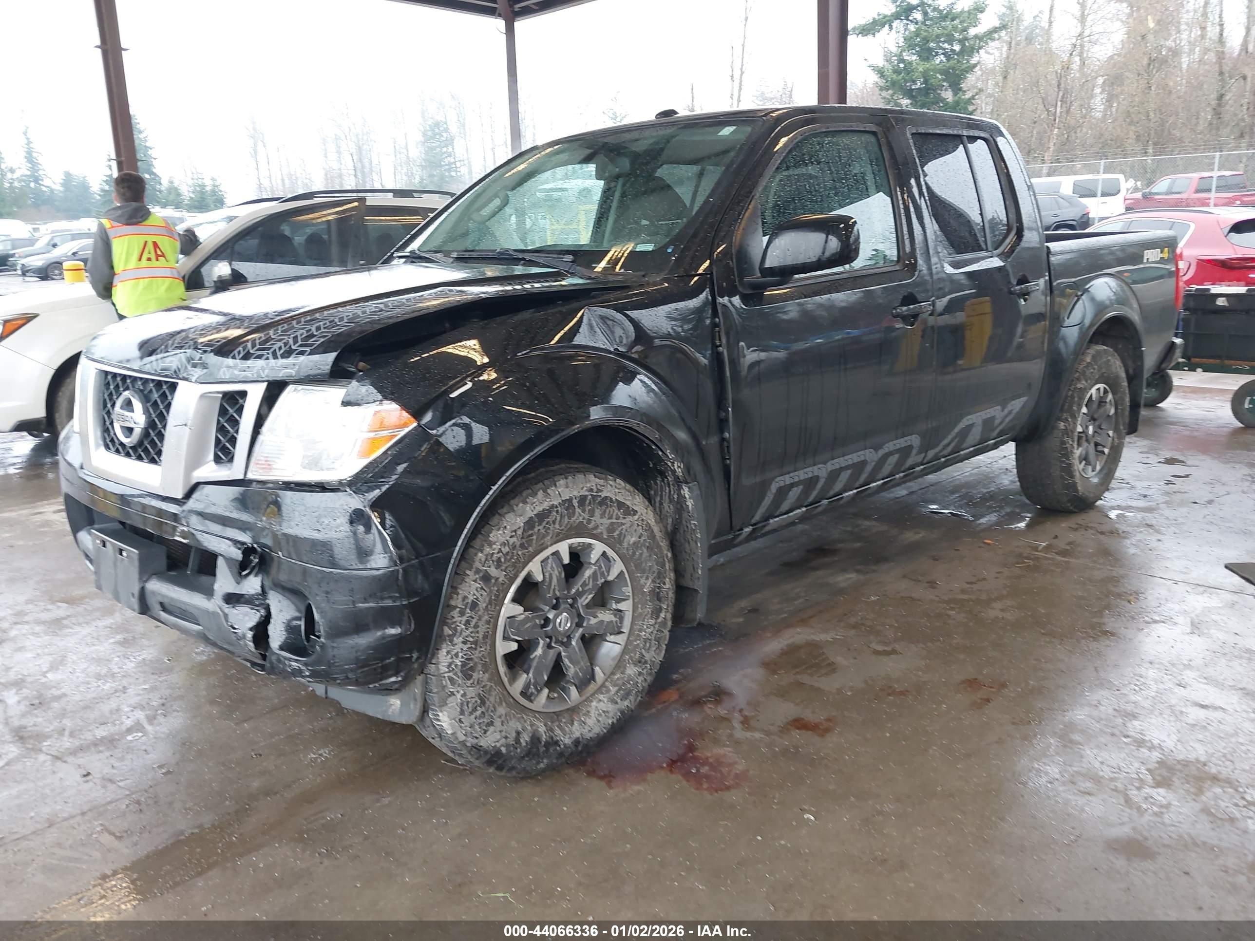 NISSAN FRONTIER image 2
