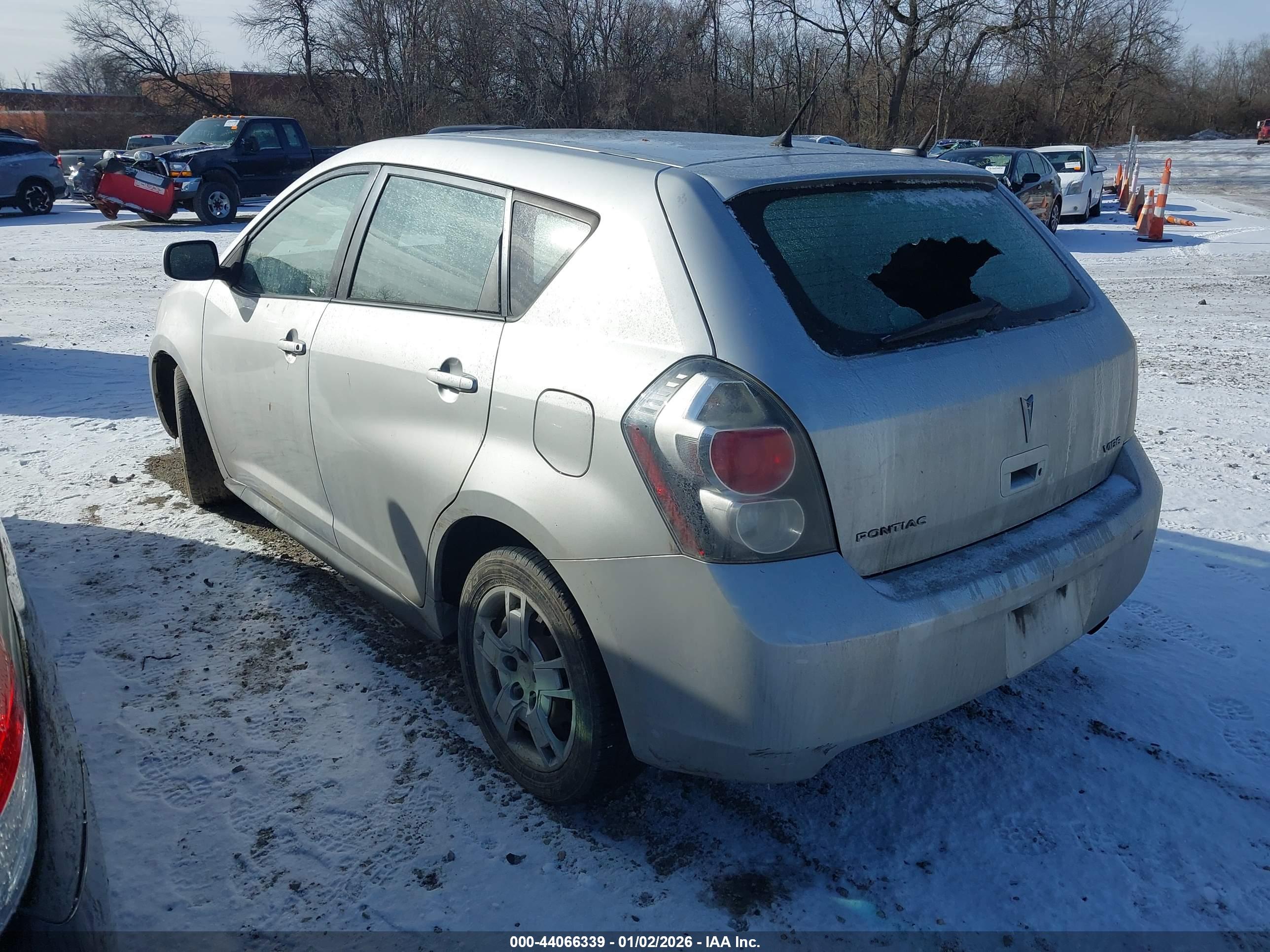 PONTIAC VIBE image 3
