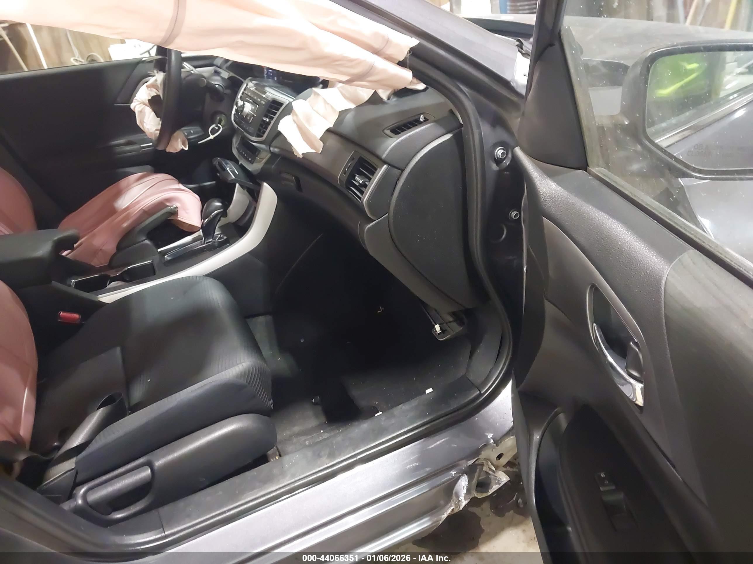 HONDA ACCORD image 5