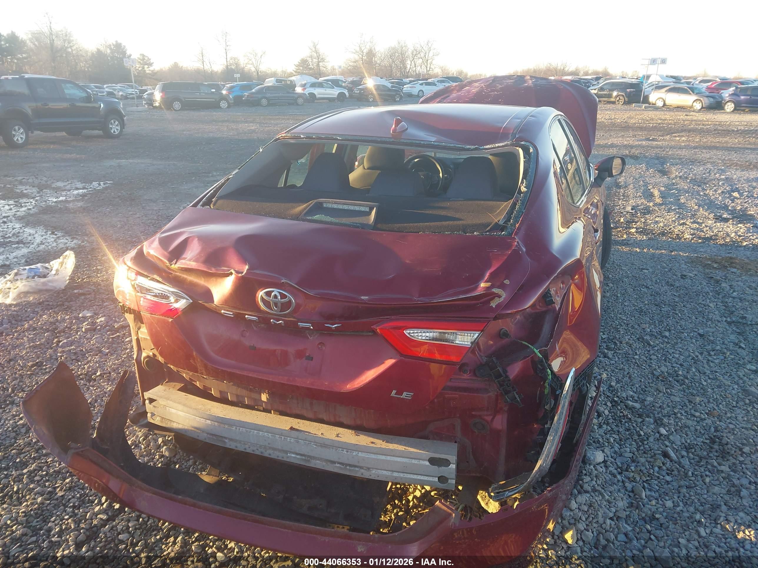 TOYOTA CAMRY image 6