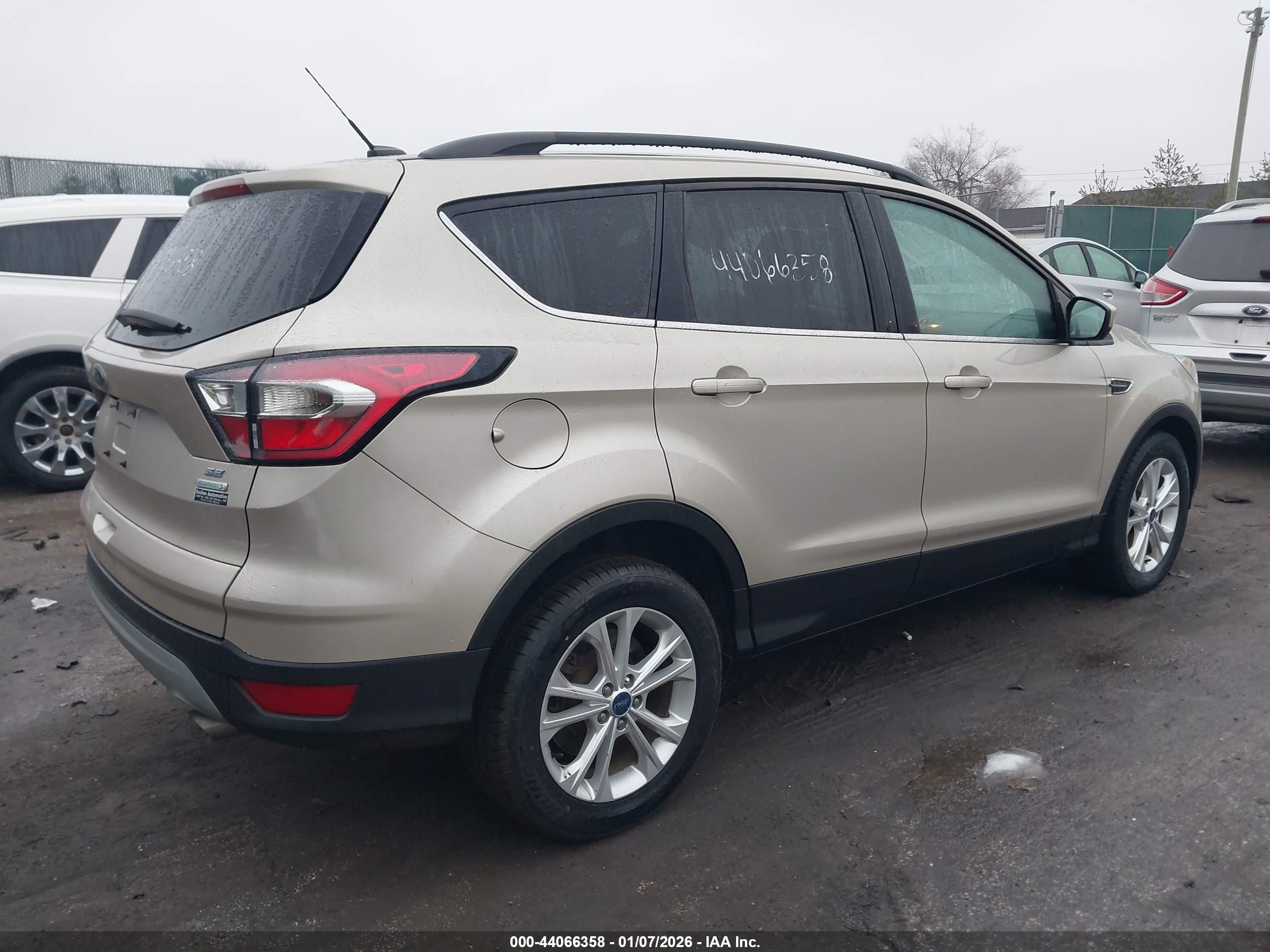 FORD ESCAPE image 4