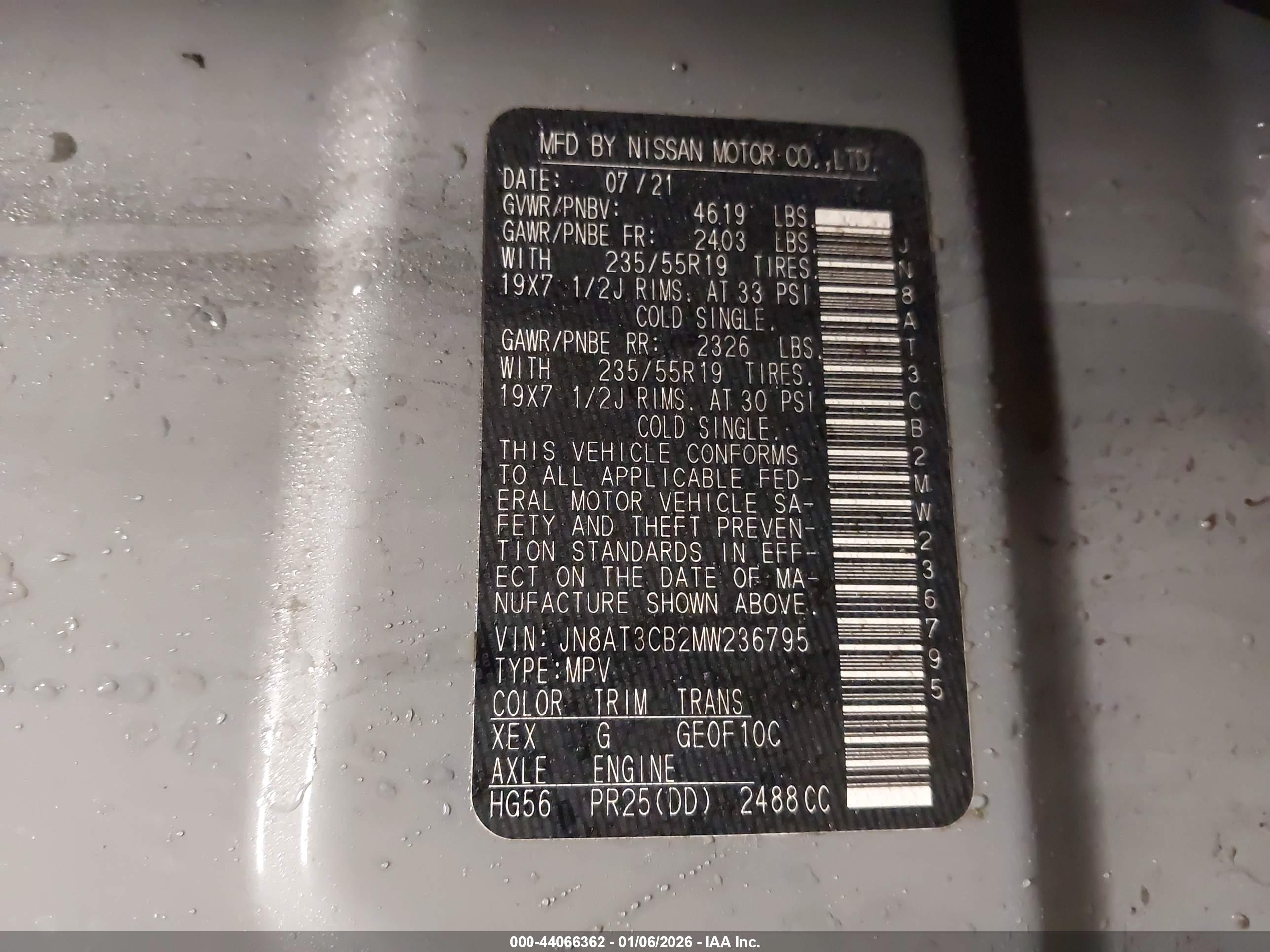 NISSAN ROGUE image 9