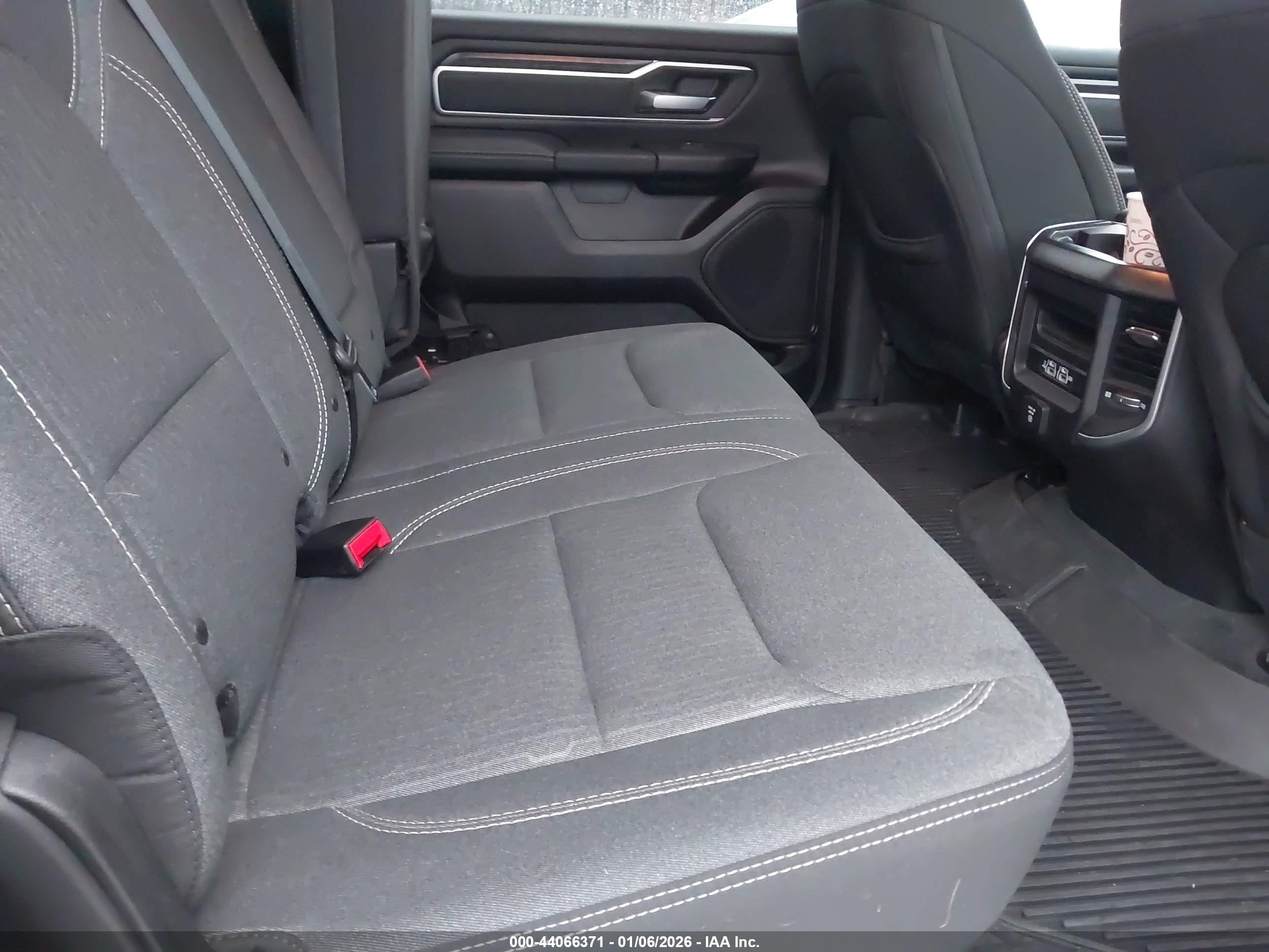 RAM 1500 image 8