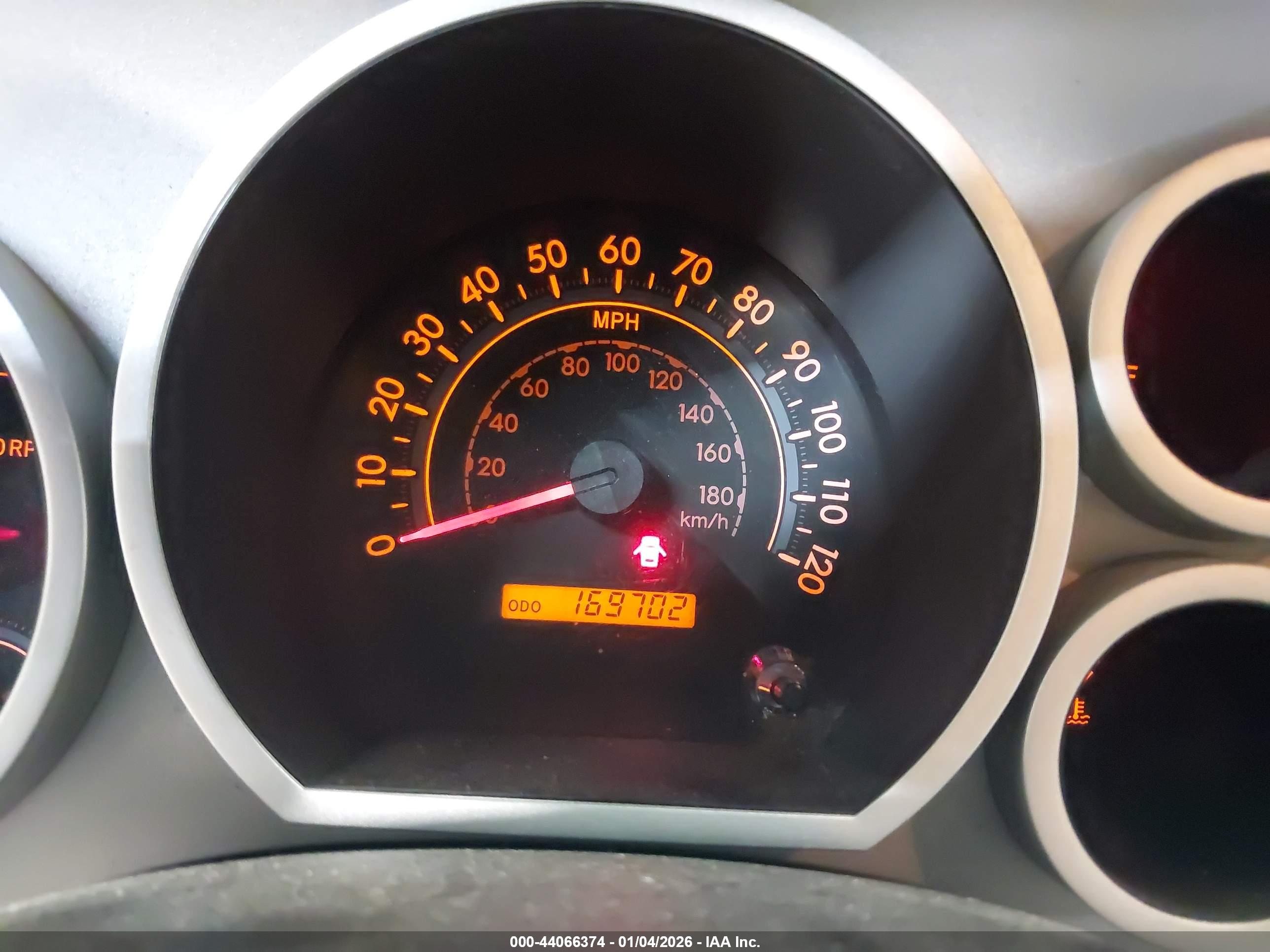 TOYOTA SEQUOIA image 7