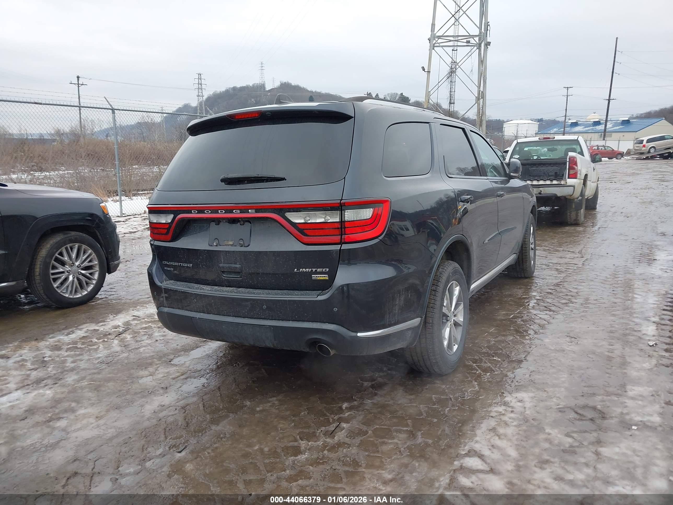 DODGE DURANGO image 4