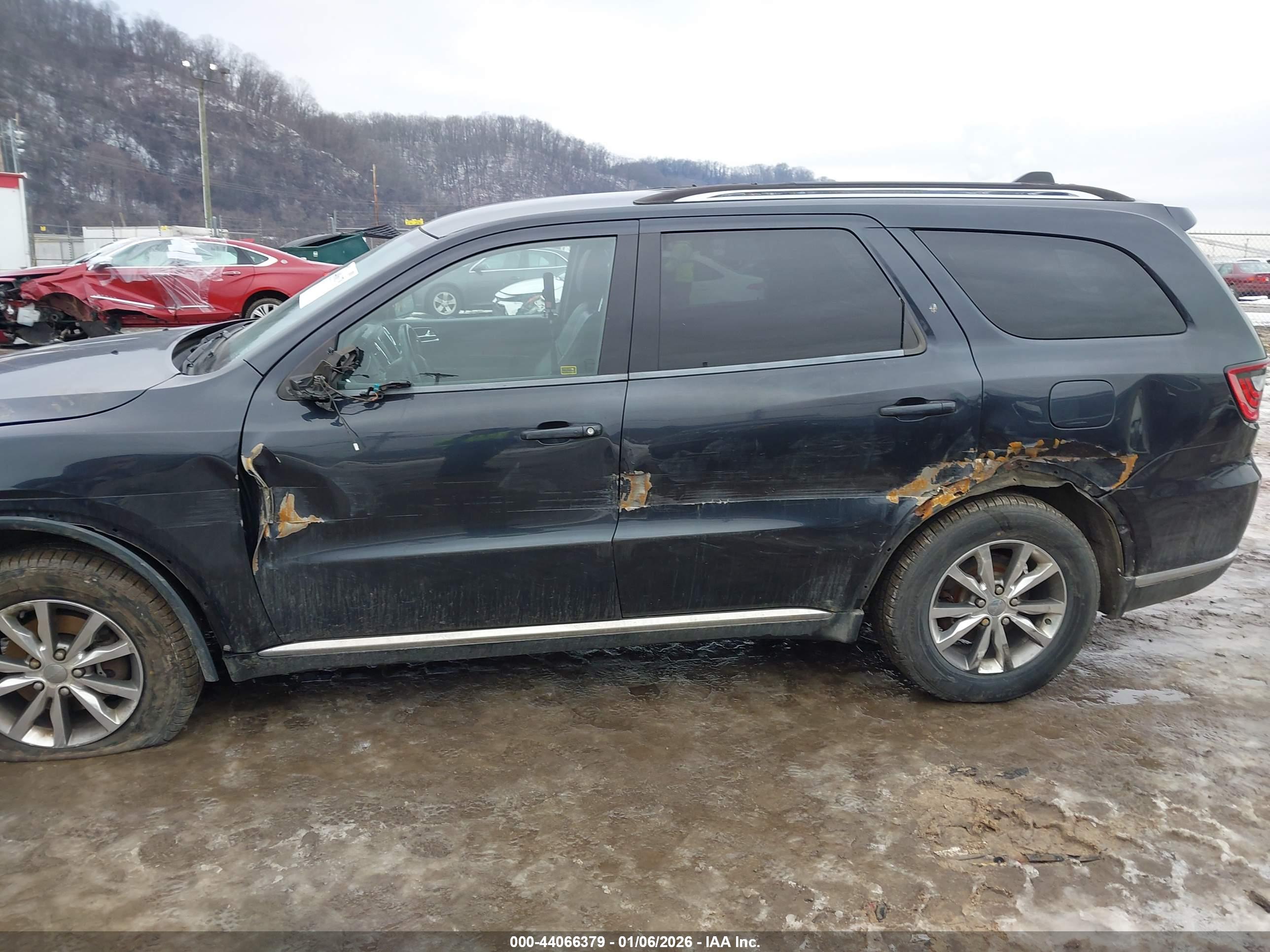 DODGE DURANGO image 6