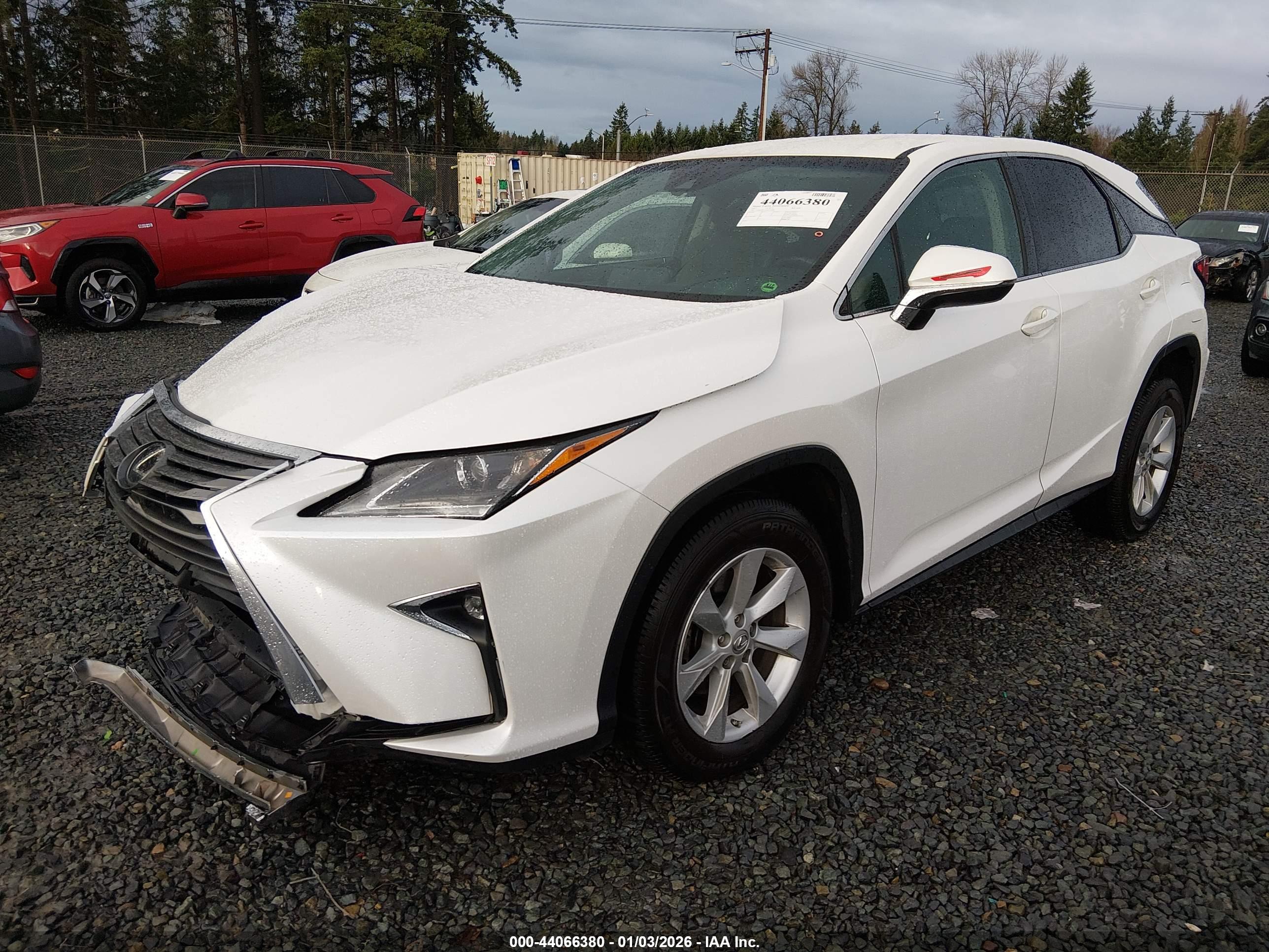 LEXUS RX image 2