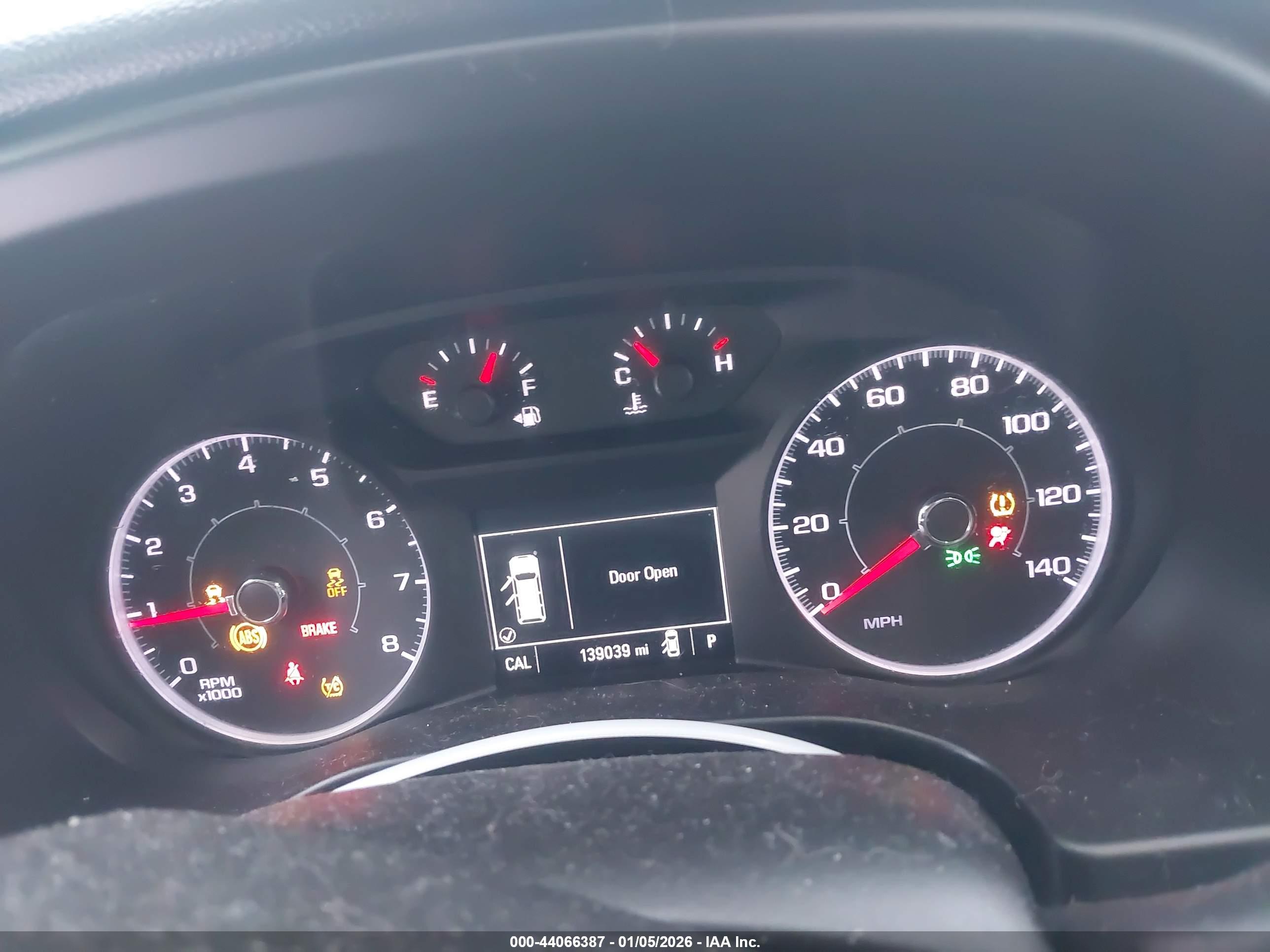 GMC ACADIA image 7
