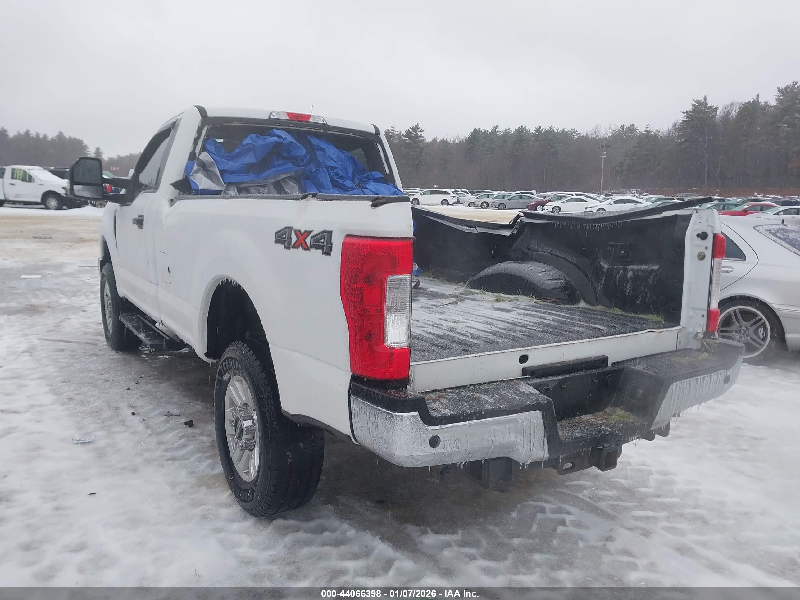 FORD F-250 image 3