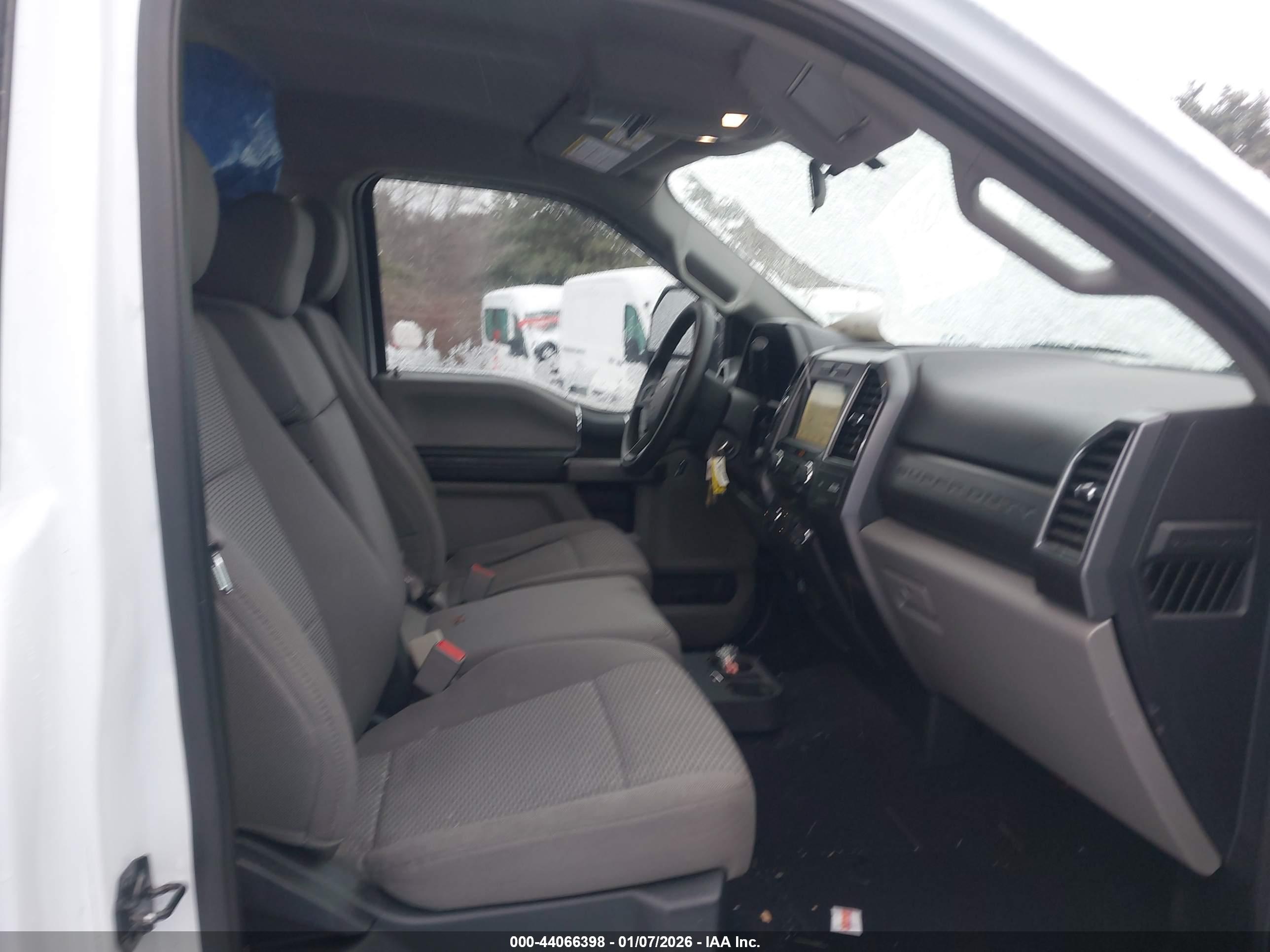 FORD F-250 image 5