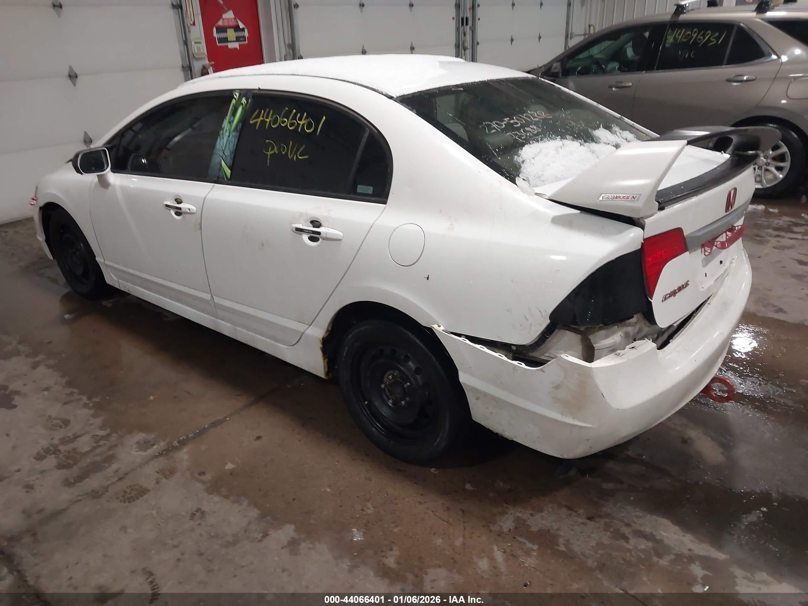 HONDA CIVIC image 3