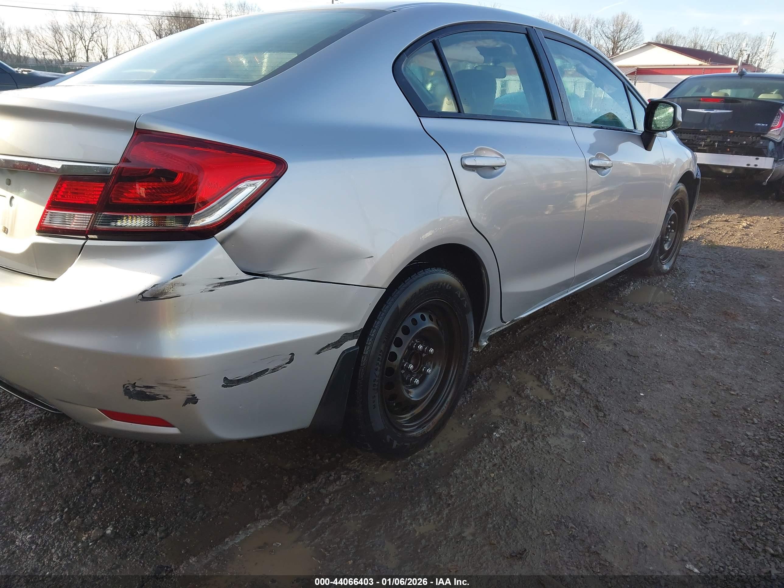 HONDA CIVIC image 6