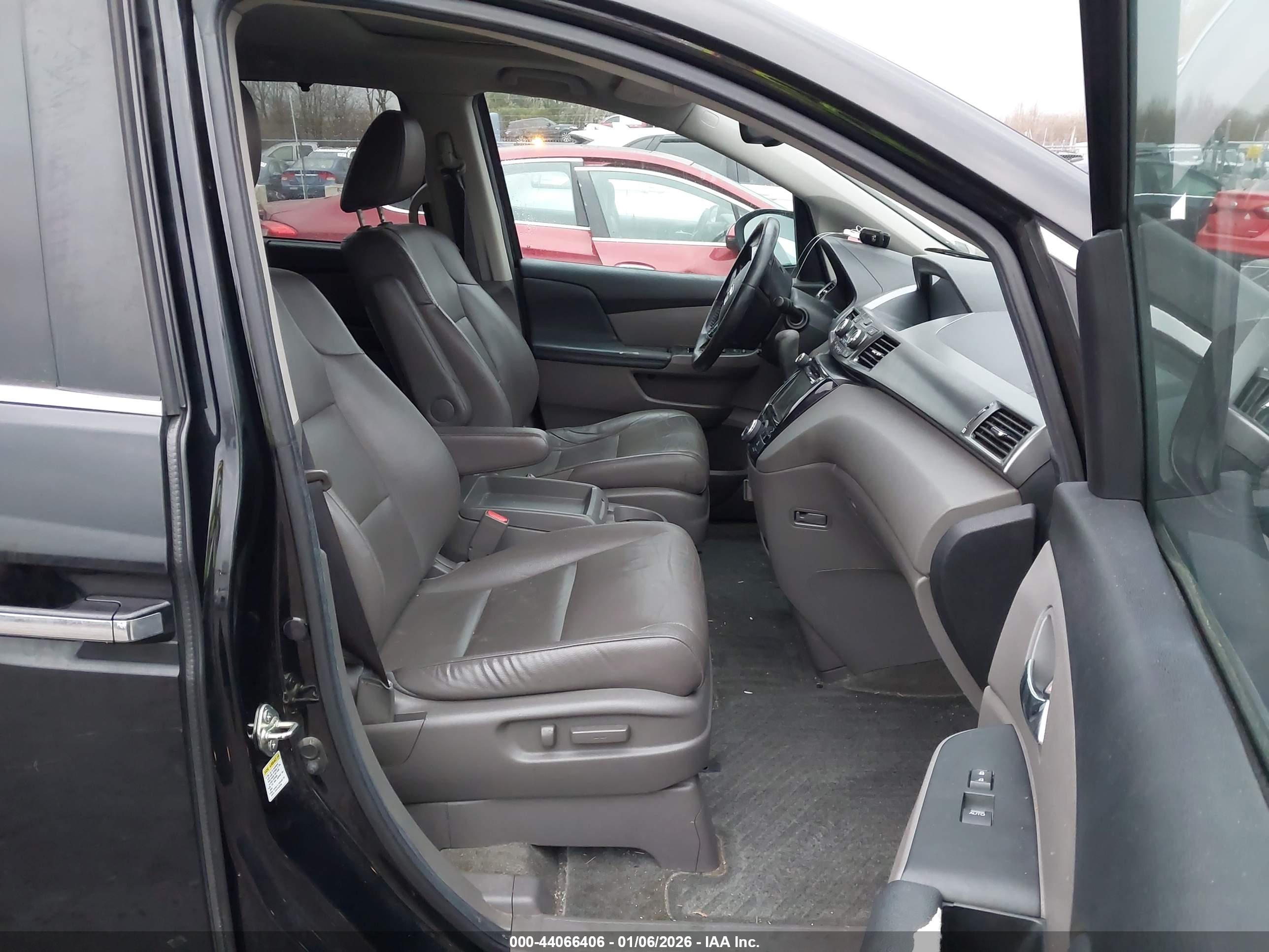 HONDA ODYSSEY image 5