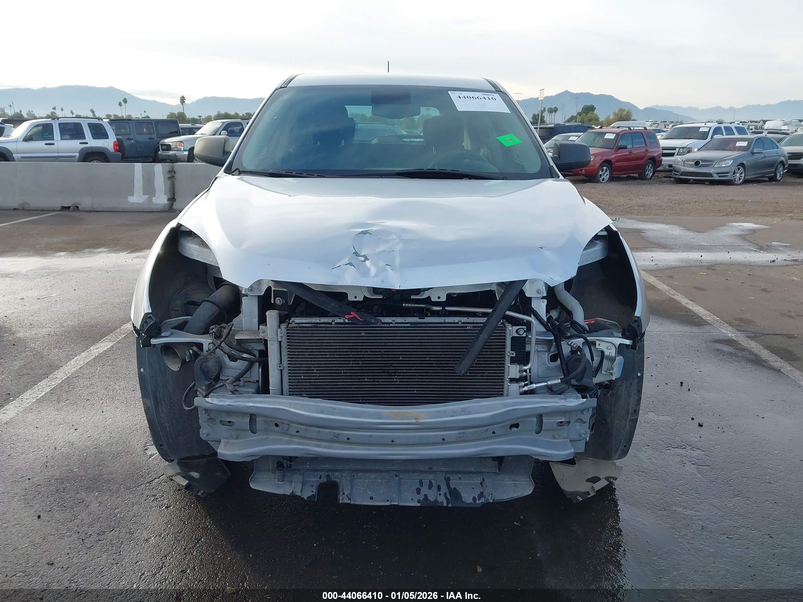 CHEVROLET EQUINOX image 6